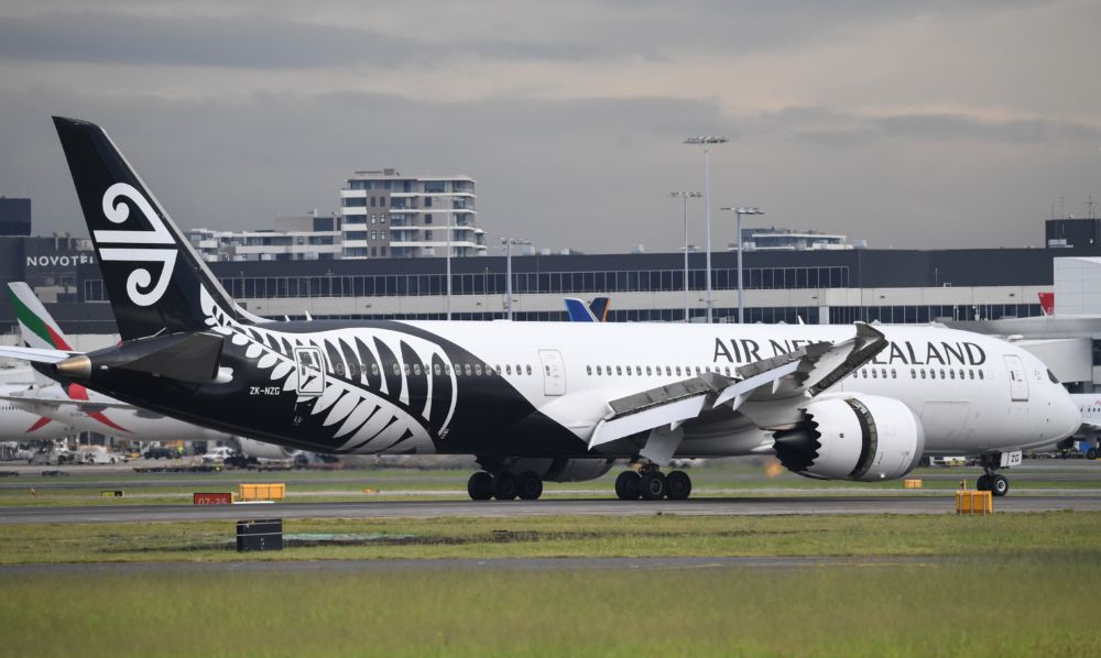 Air New Zealand Boeing 787 taxiing