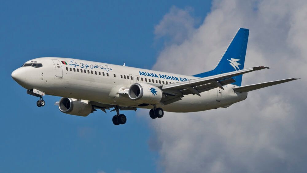 Ariana Afghan Airlines 737-400