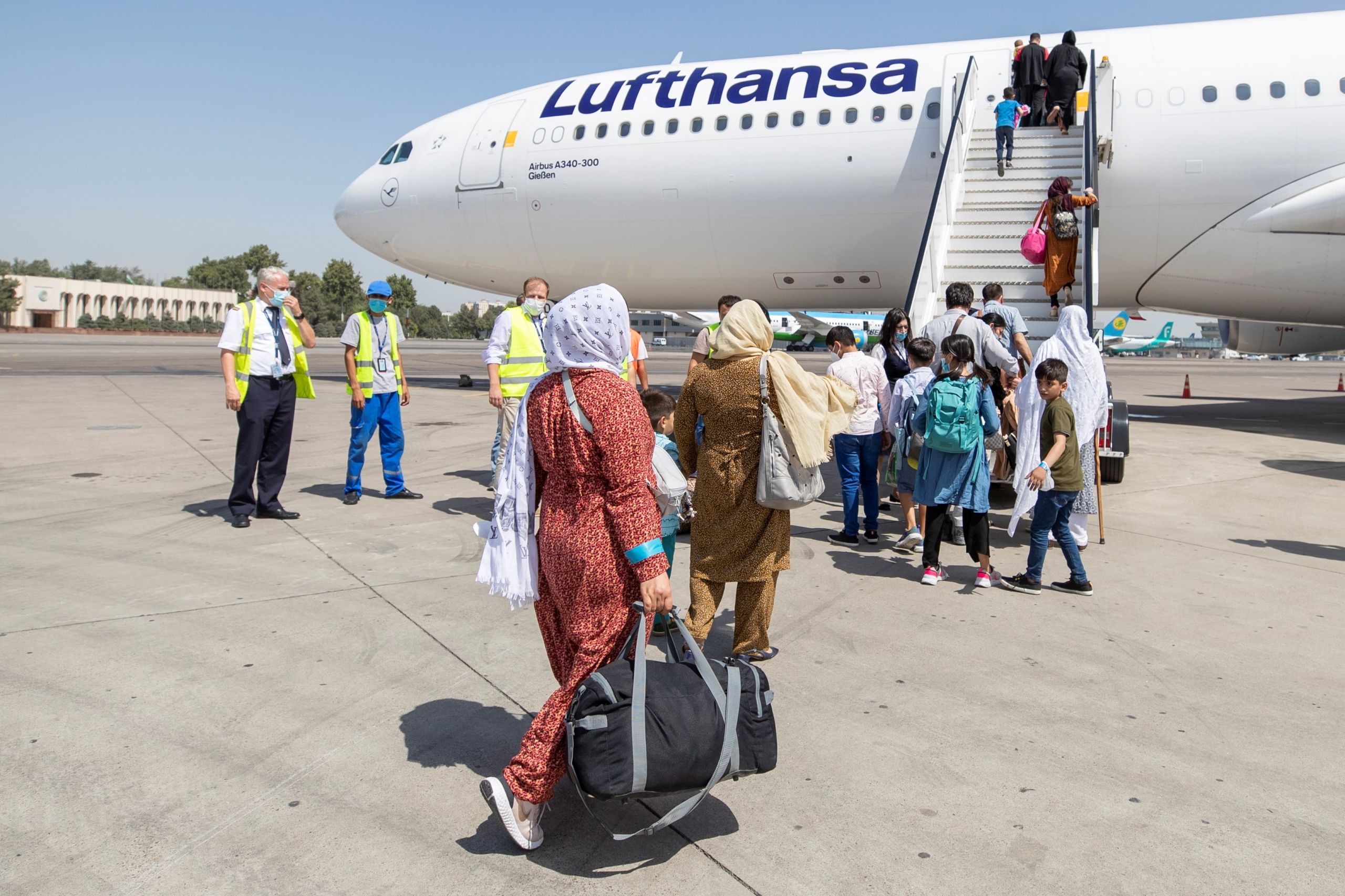 Lufthansa, Afghanistan, Evacuation