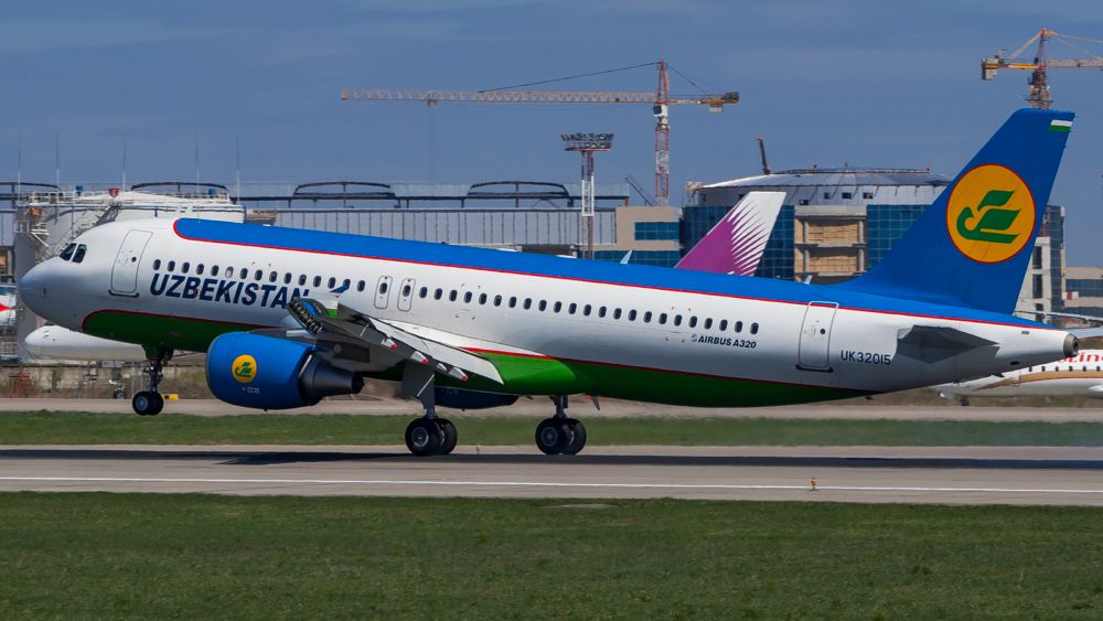 Uzbekistan Airways A320