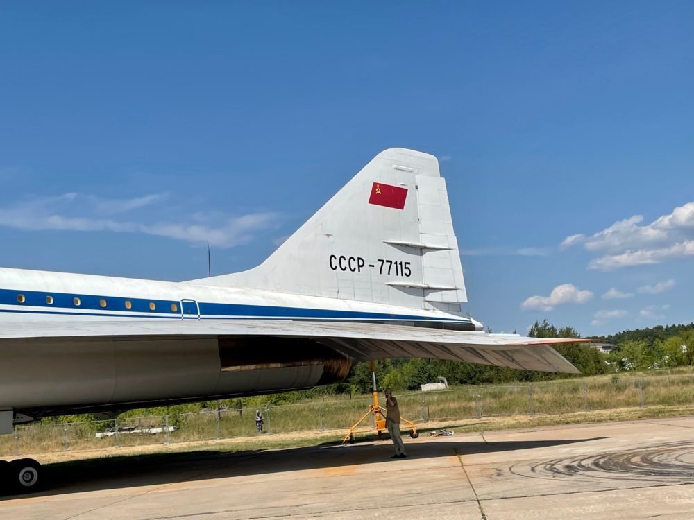 Tupolev Tu-144 Tail