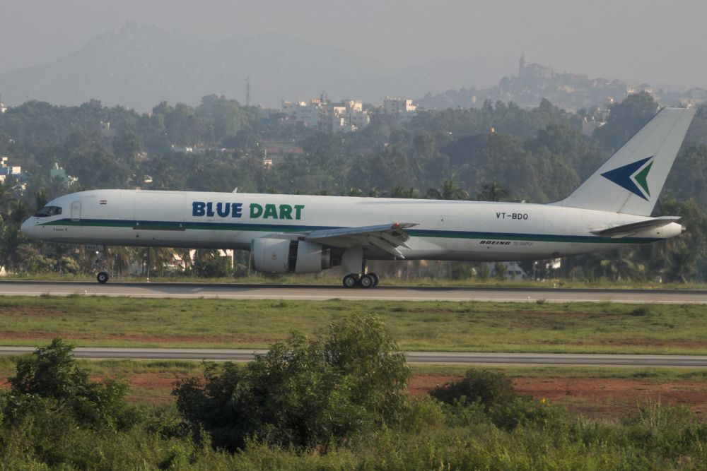 Bluedart 757