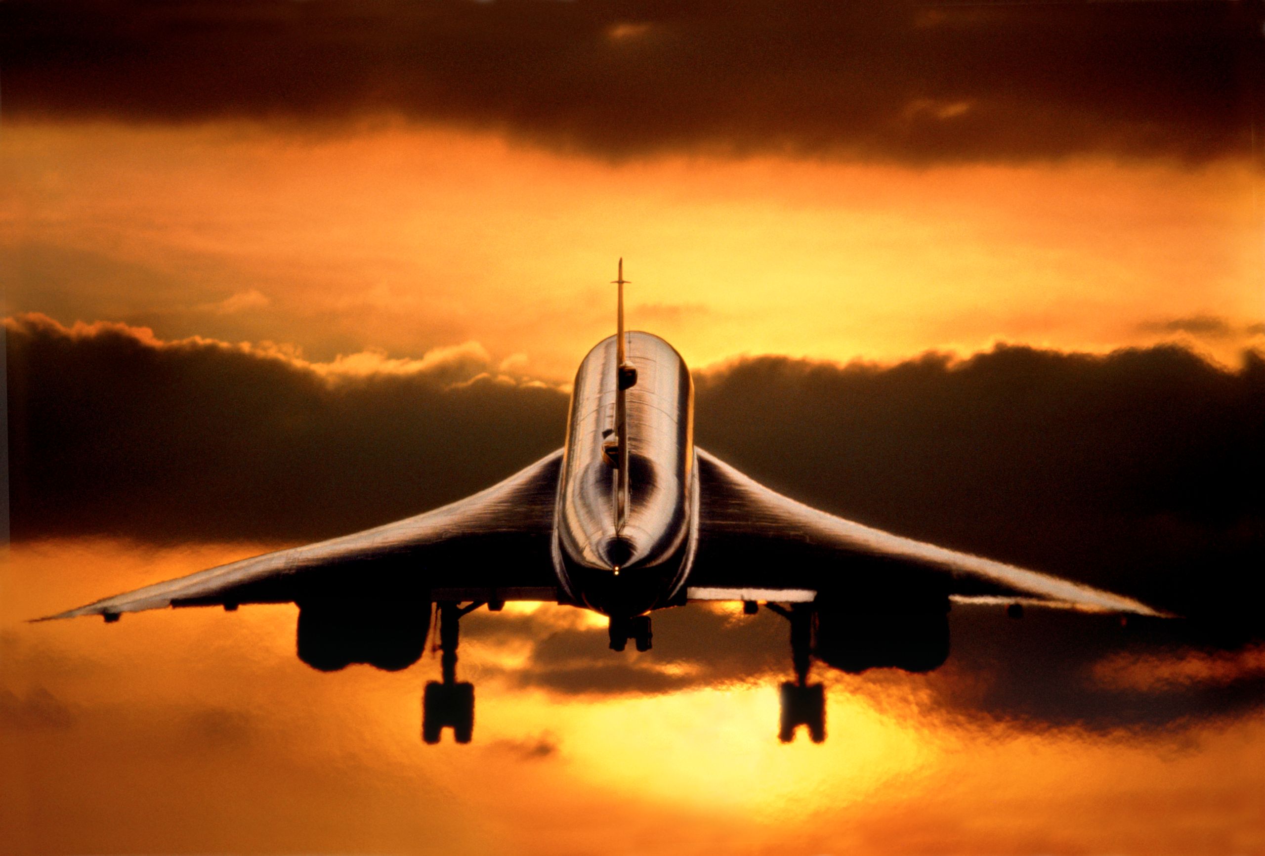 British Airways Aerospatiale BAC Concorde on final-approach at sunset