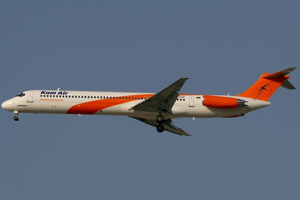 Kam Air MD-82