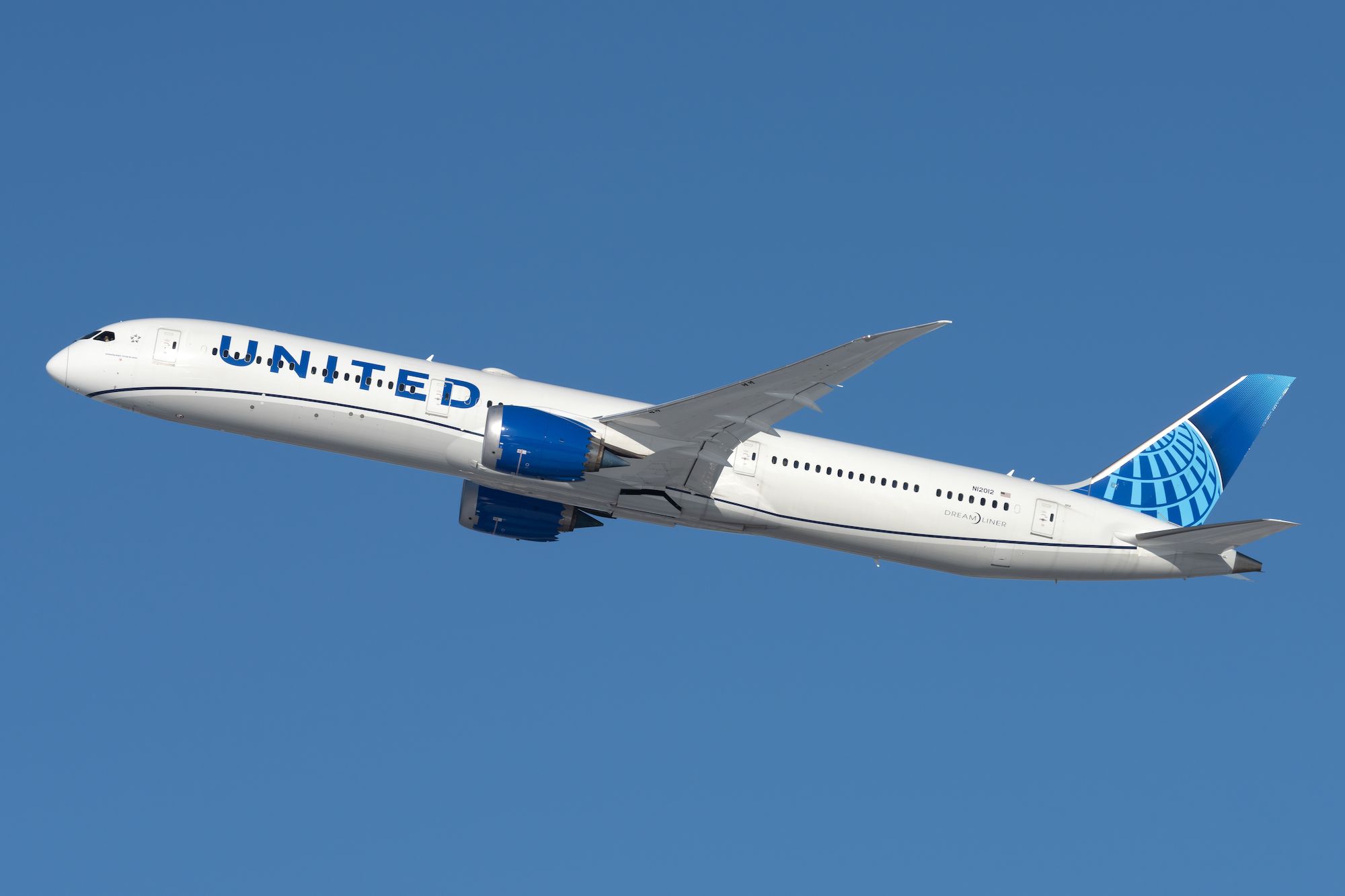 United Airlines Boeing 787-10 Dreamliner N12012.jpg (4)
