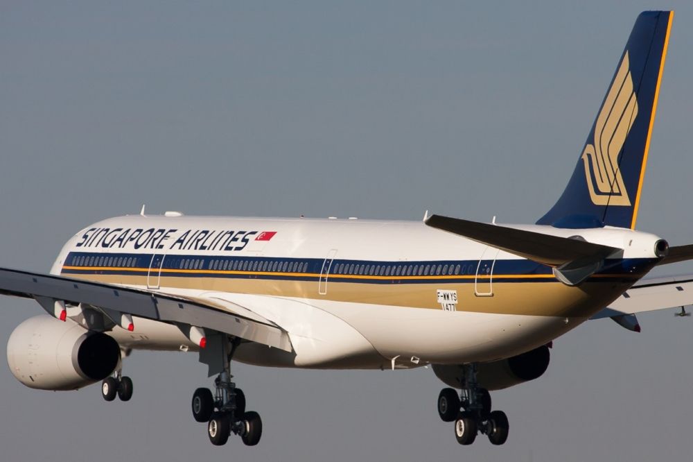 シンガポールSingapore AIRLines airbus A330-300 7.8 Year Old Ex-Singapore Jet Becomes Youngest A330 Freighter