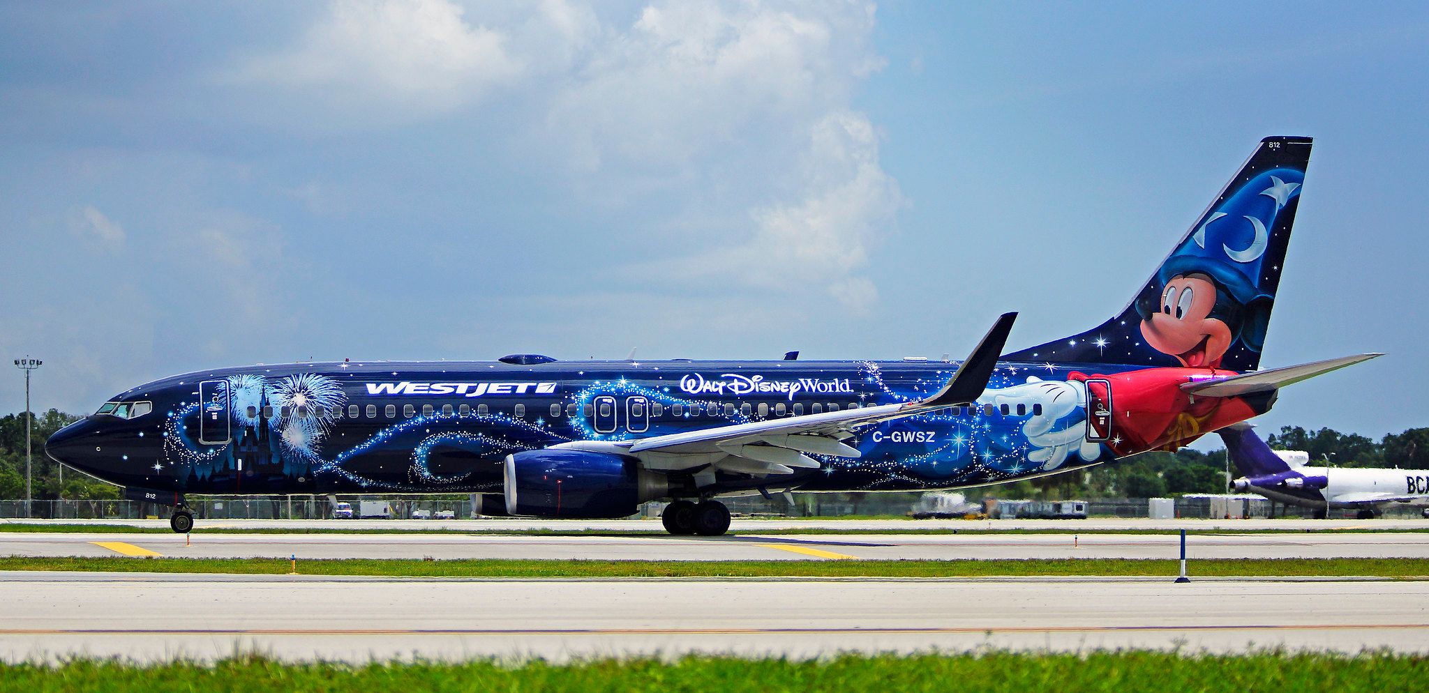 Azul, Airbus A320neo, Mickey Mouse