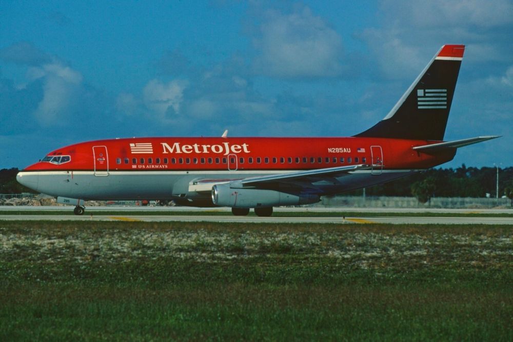 MetroJet Boeing 737