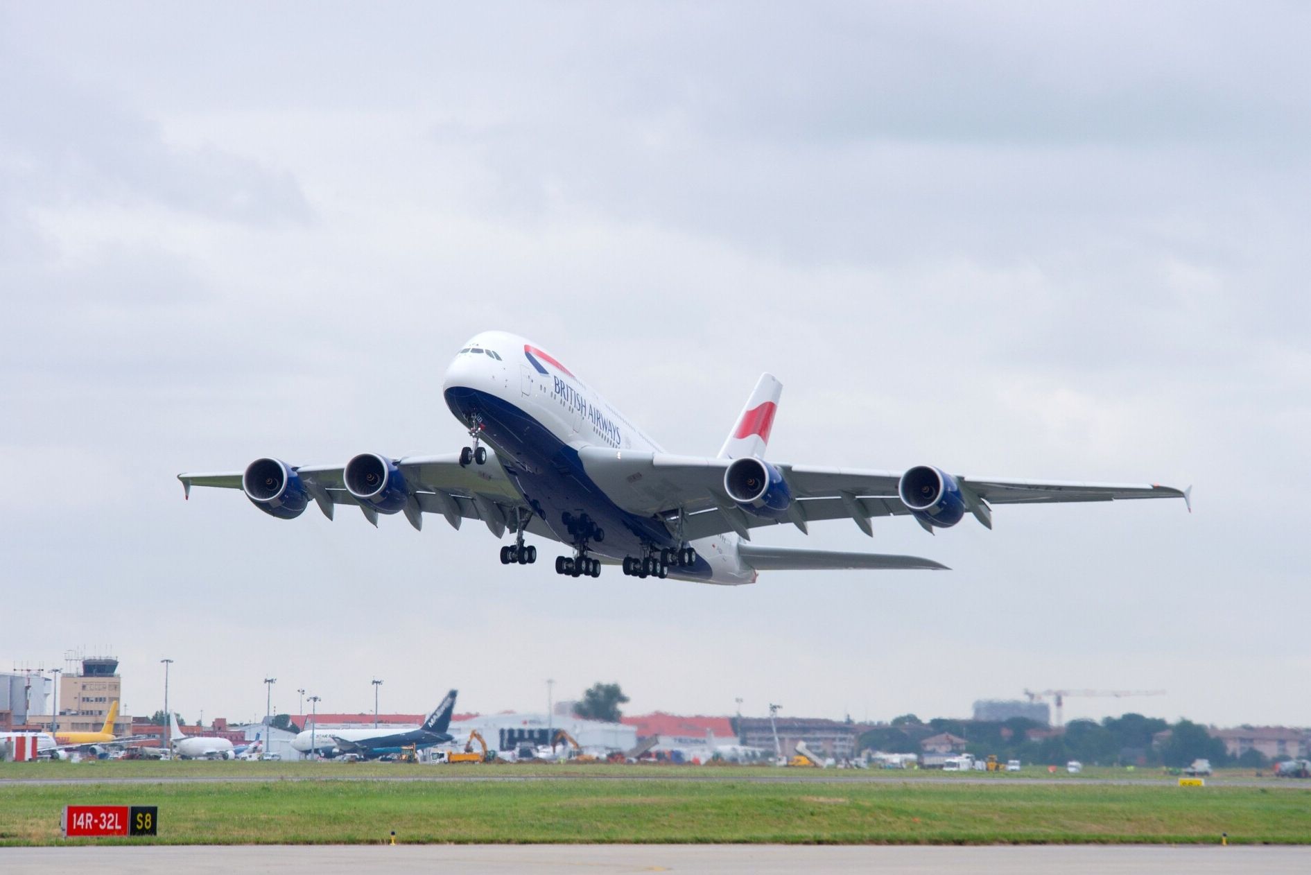 British Airways, Airbus A380, Manila