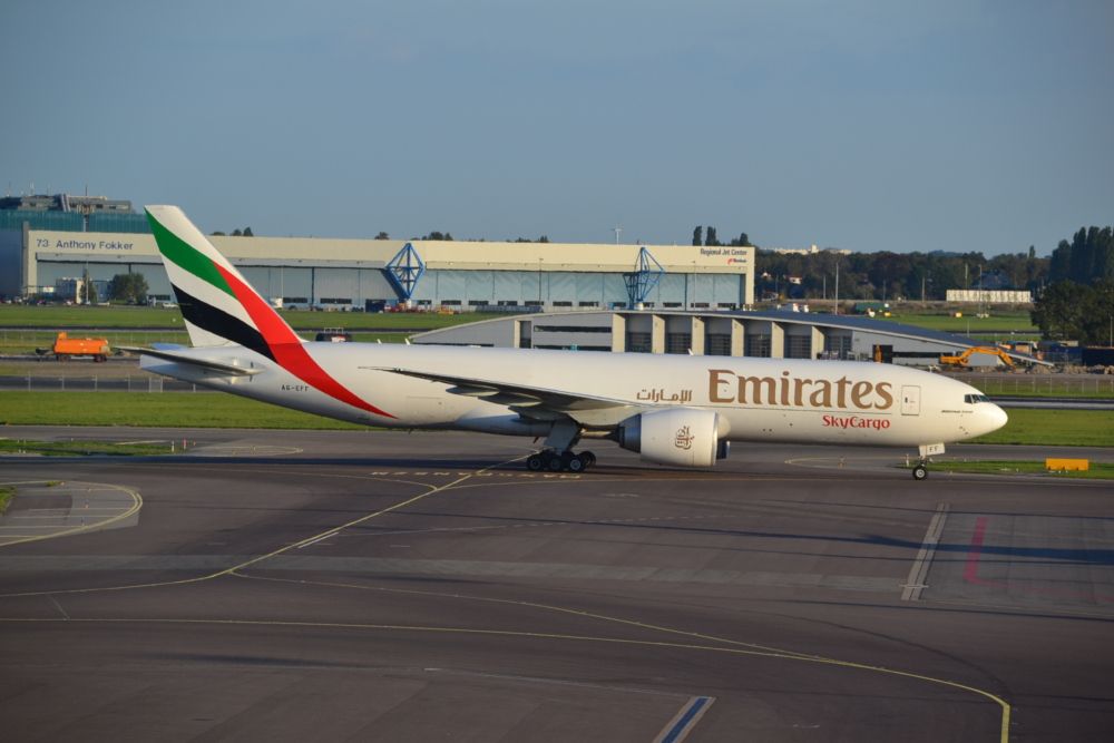 Emirates 777F A6-EFF