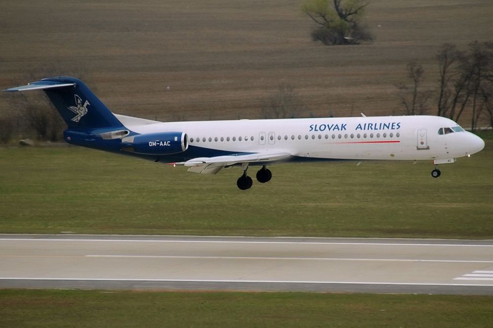 Slovak Airlines Fokker 100