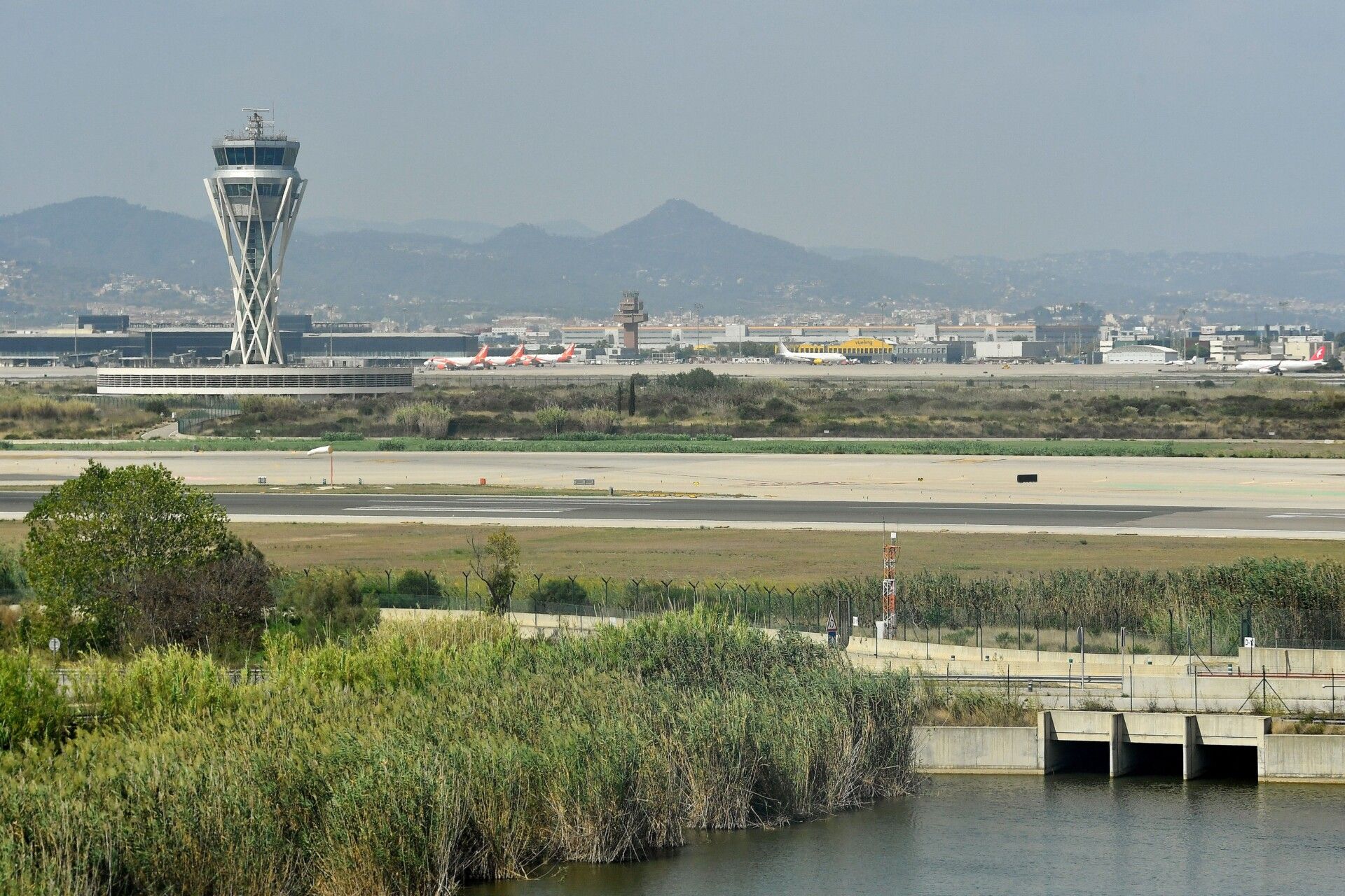 barcelona-airport-is-set-to-get-a-2-billion-expansion