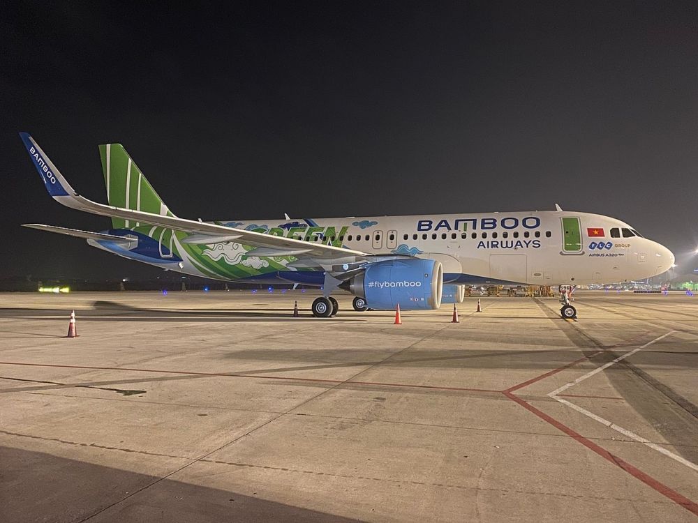 Bamboo_Airways_(VN-A596)_Airbus_A320-251N_at_Tan_Son_Nhat_International_Airport