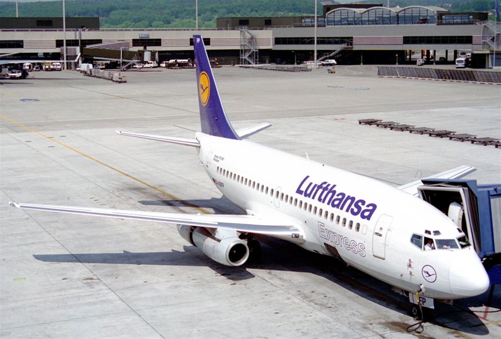 Lufthansa Boeing 737-200