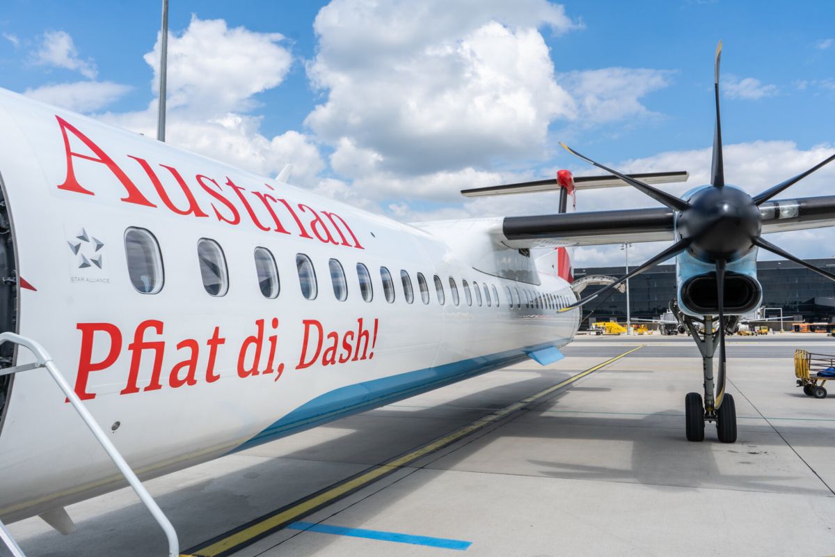 Austrian Airlines Dash-8