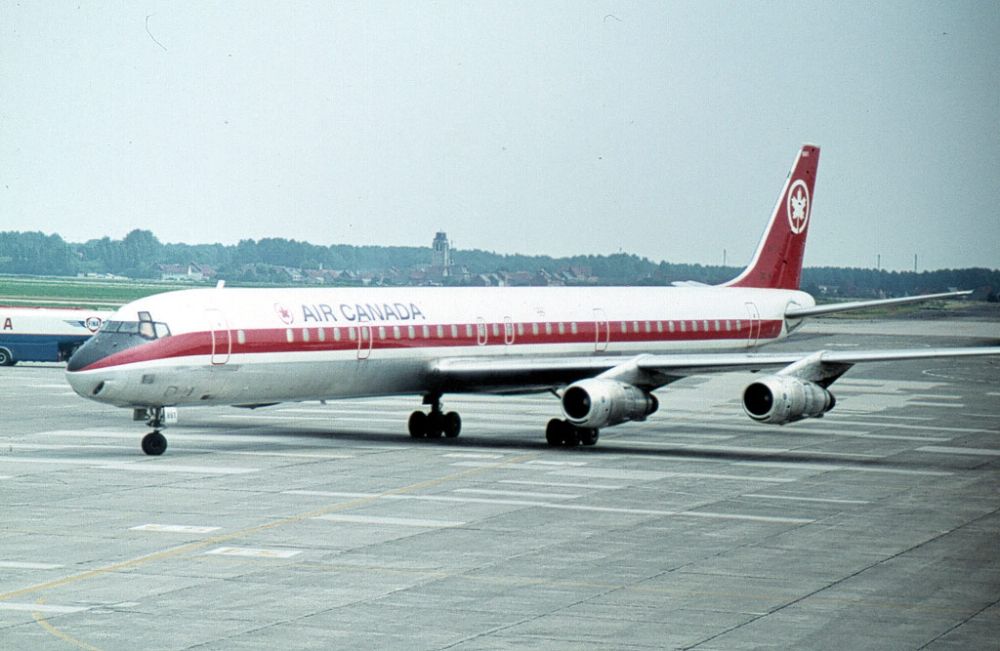 Air_Canada_Douglas_DC-8