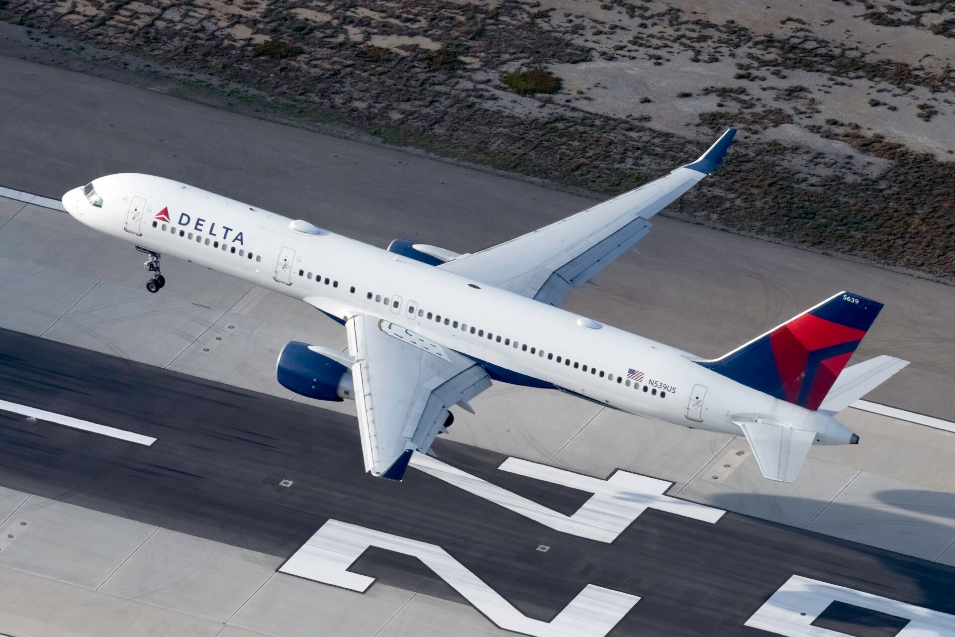 Delta Air Lines Boeing 757-200