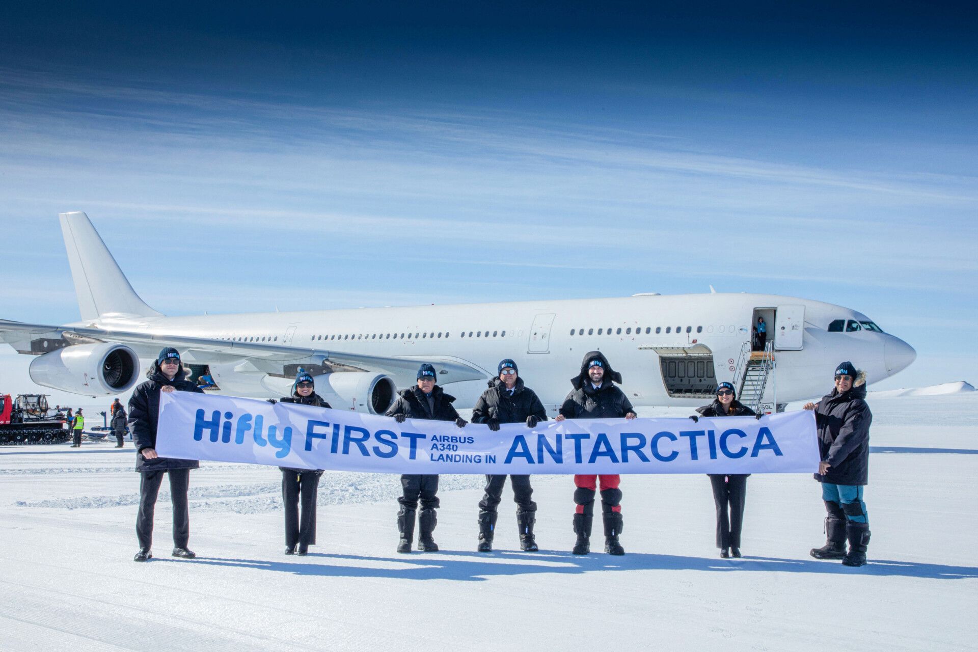 Hi Fly A340 antarctica