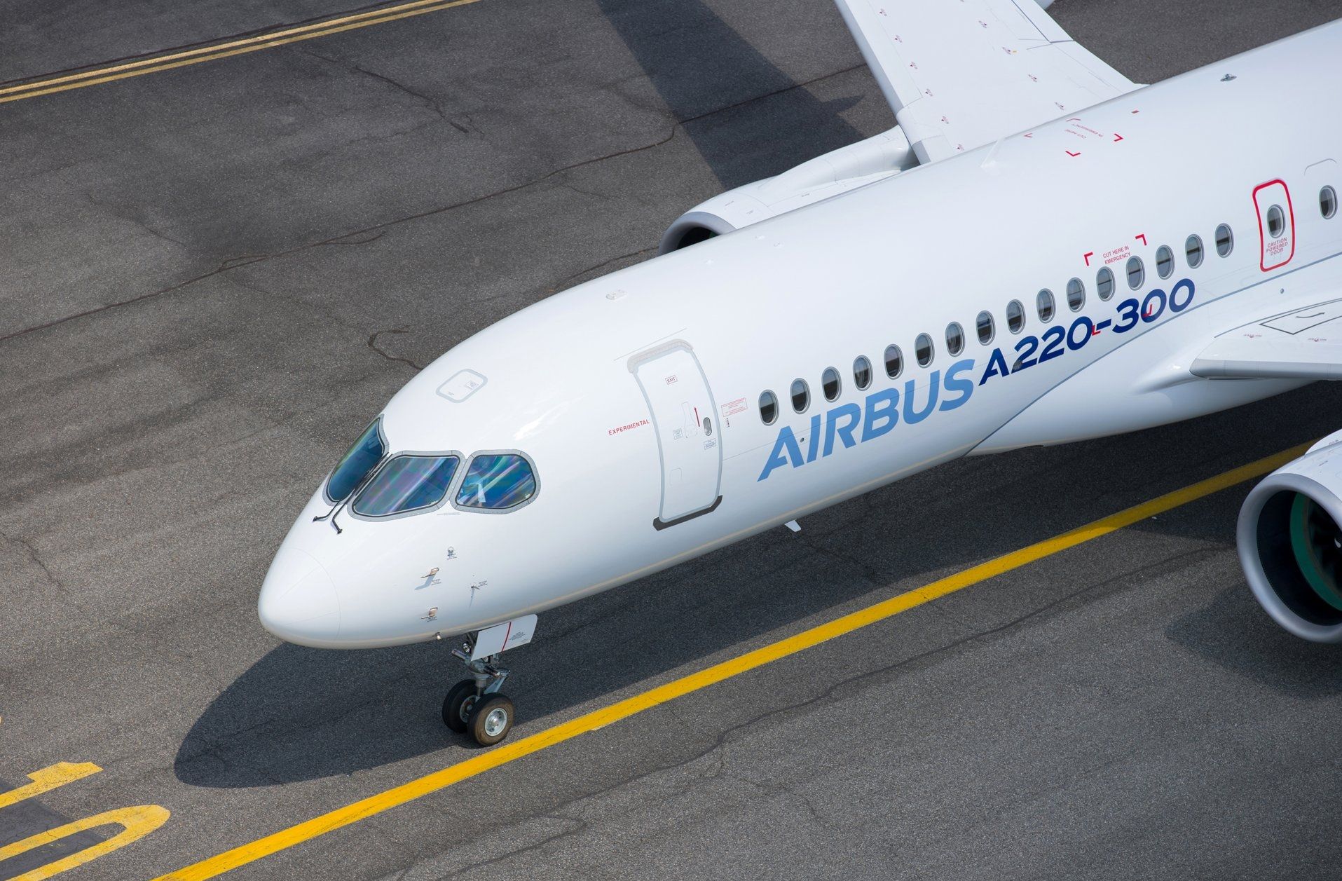 Airbus-A220-300-new-member-of-the-airbus-single-aisle-family-landing-029