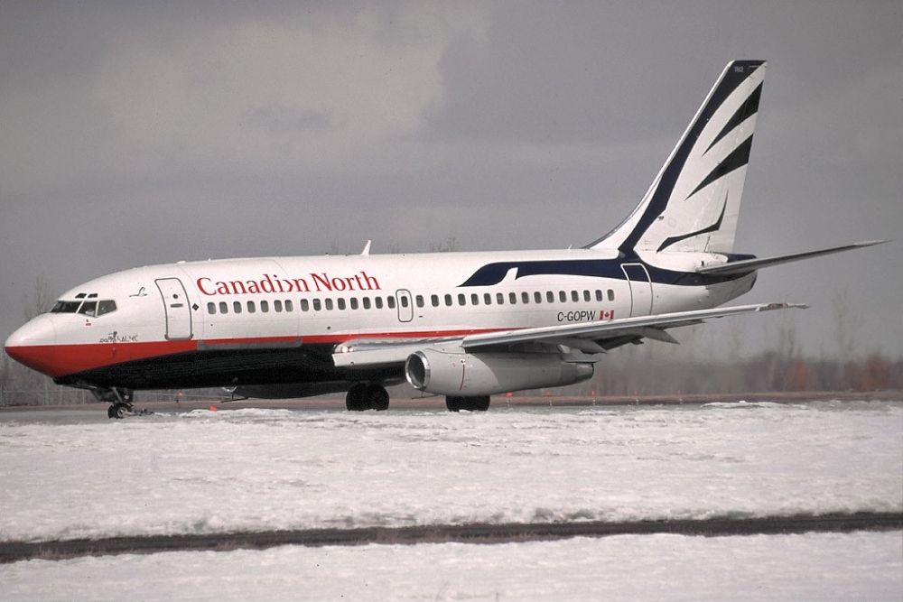 Canadian North Boeing 737-200C