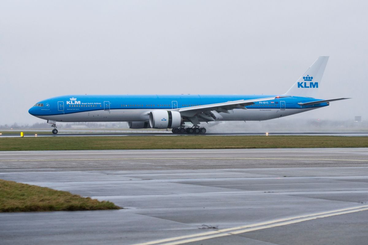 KLm Boeing 777-300