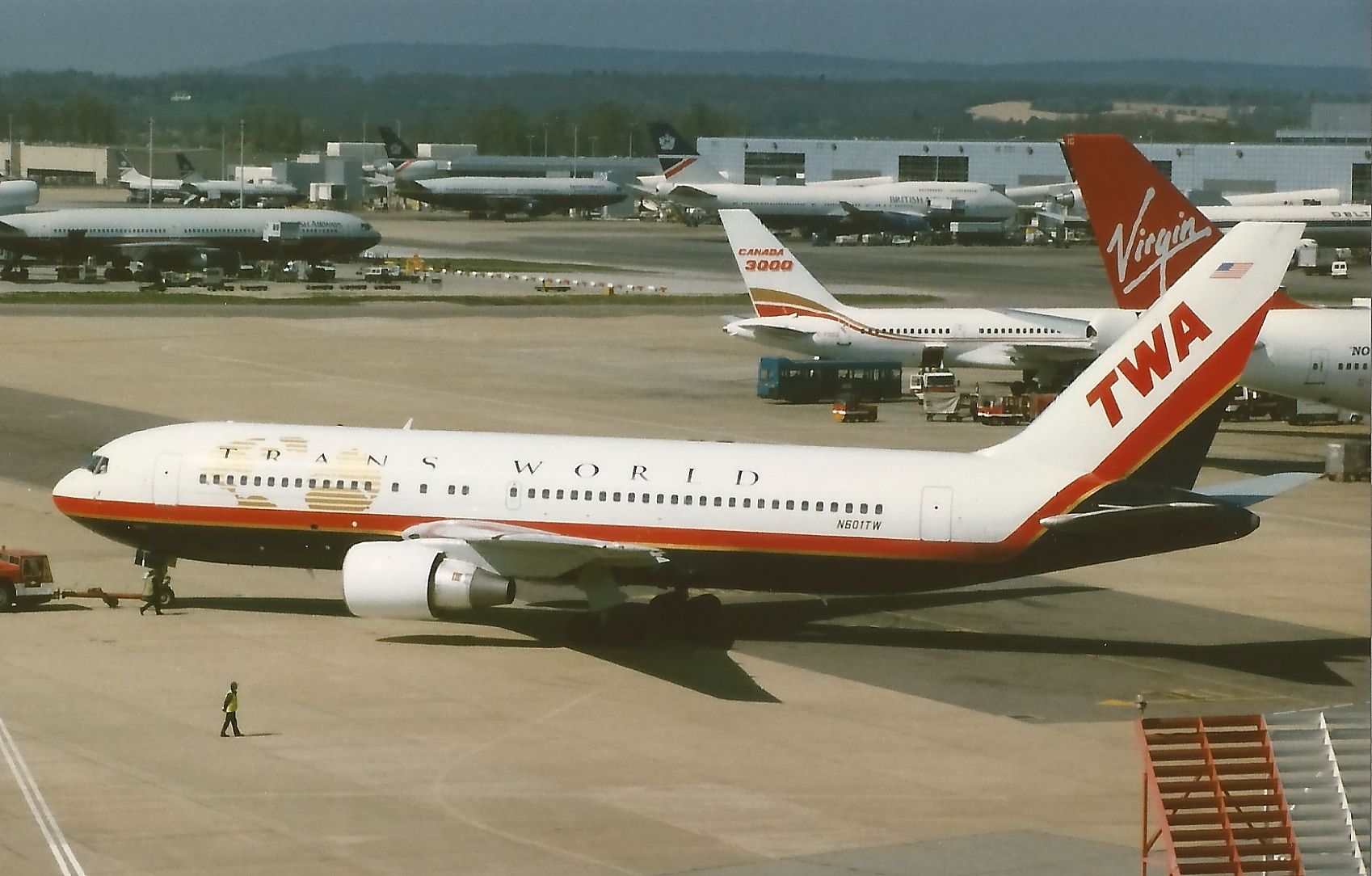 TWA 767-200
