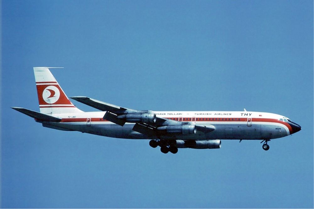 /wordpress/wp-content/uploads/2021/12/Turkish_Airlines_Boeing_707_at_Zurich_-_April_1976-1000x667.jpeg