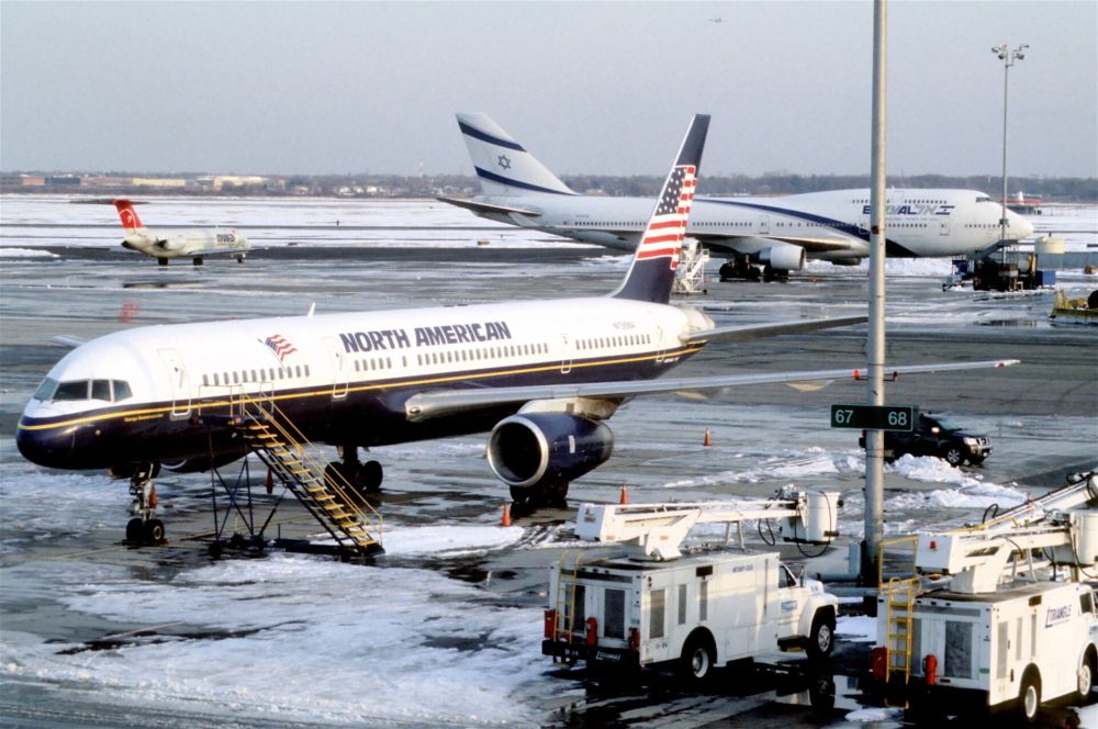 North American Airlines 757 