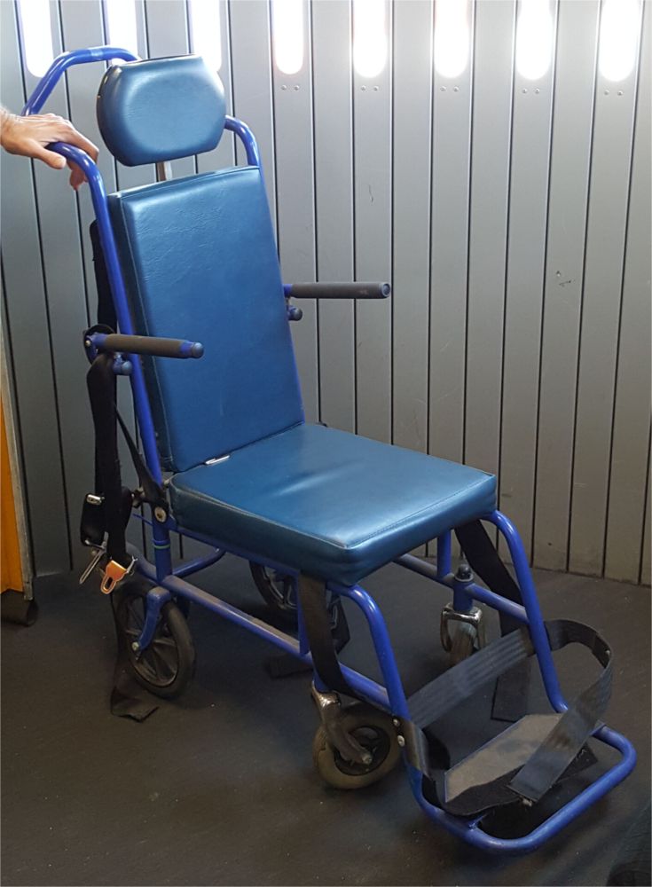 Aisle chair wheelchair