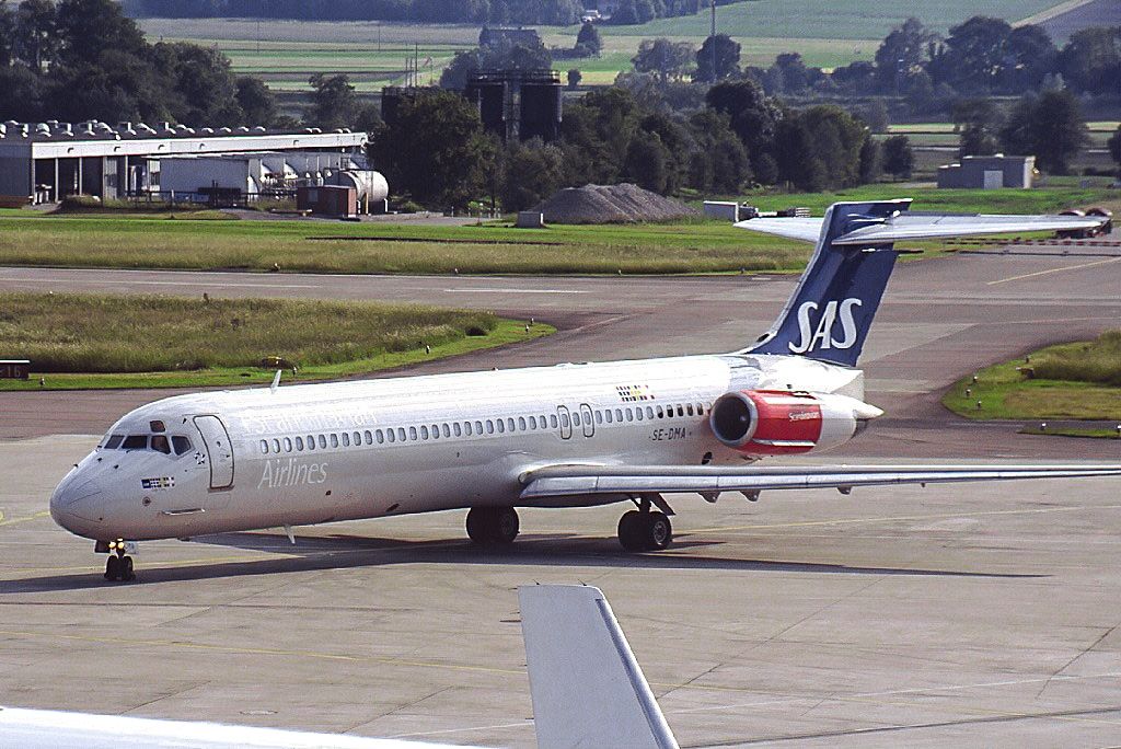 SAS MD-87