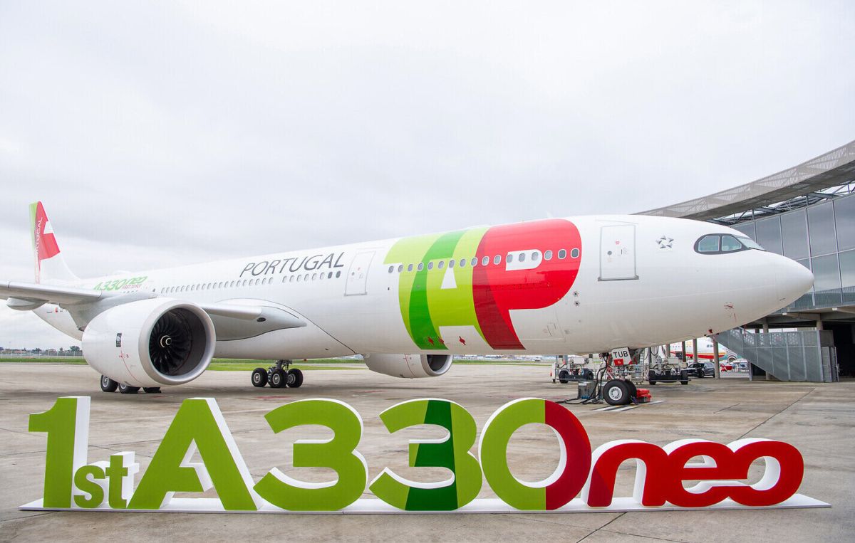 first-a330-900-tap-air-portugal-msn1836-on-ground-with-letters-delivery-ceremony