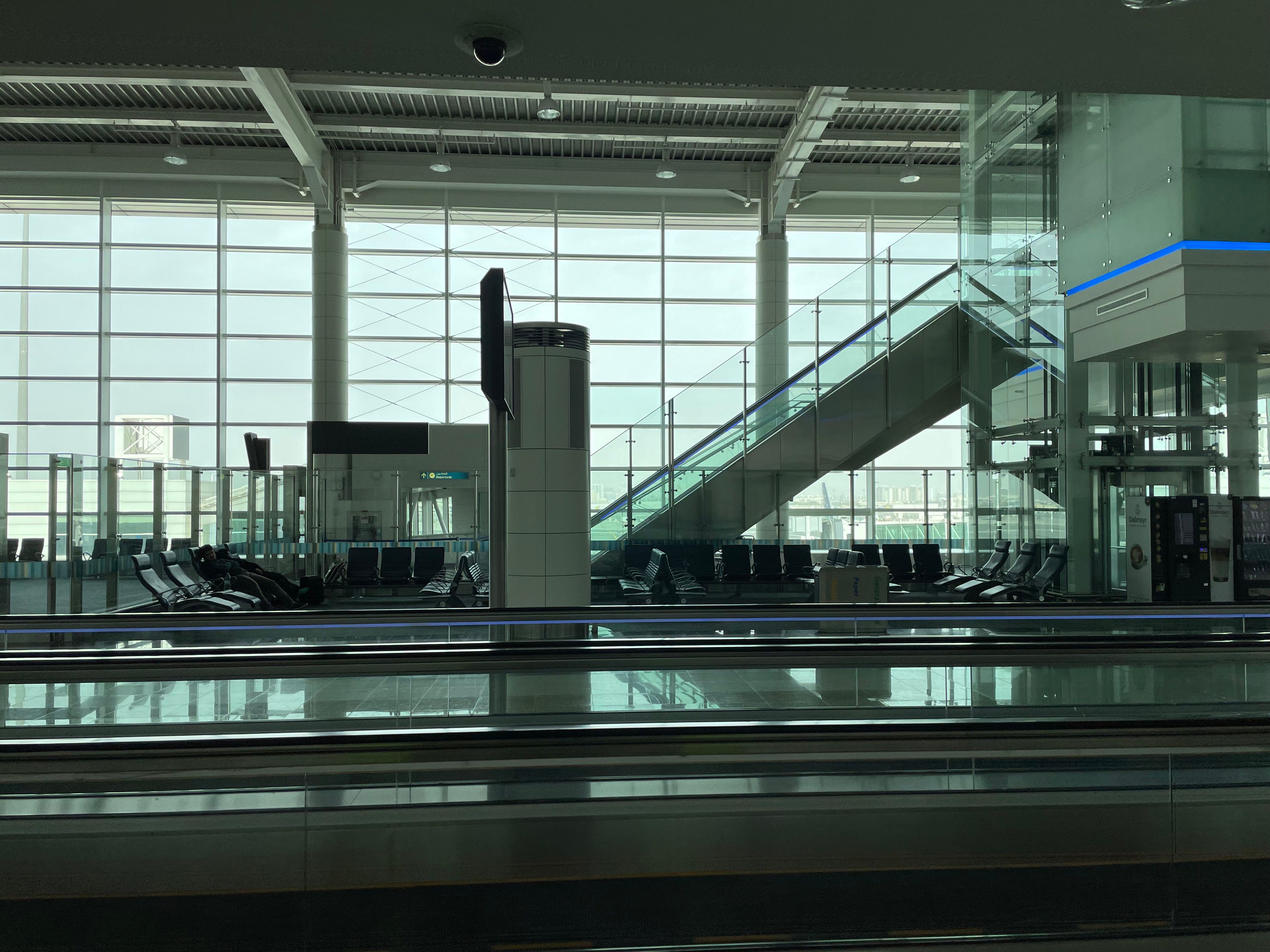 Sleep n Fly Dubai T1 The Best Airport Layover Lounge?