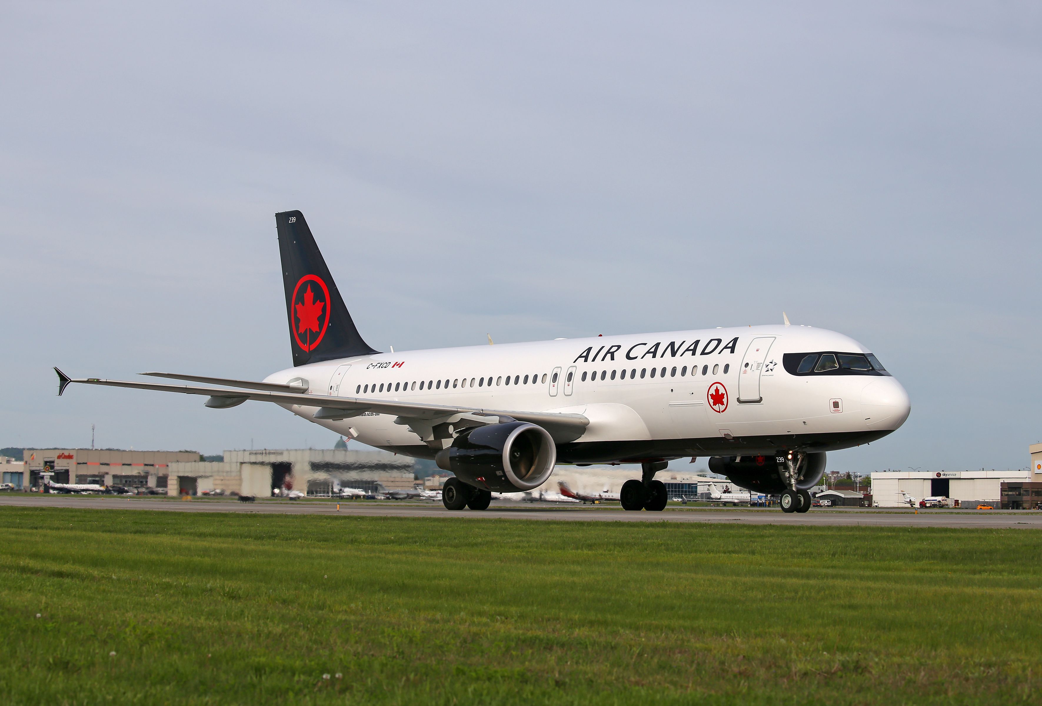 Air Canada Airbus A320-200