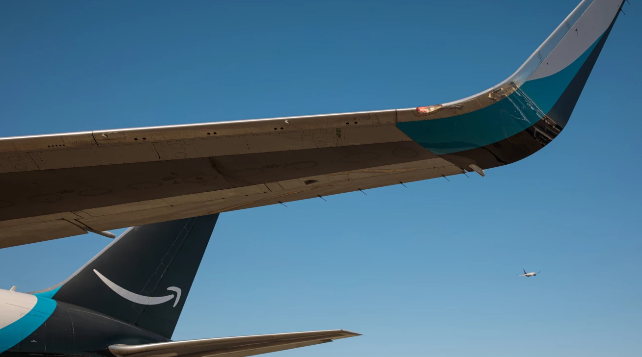 Amazon Air winglet tail