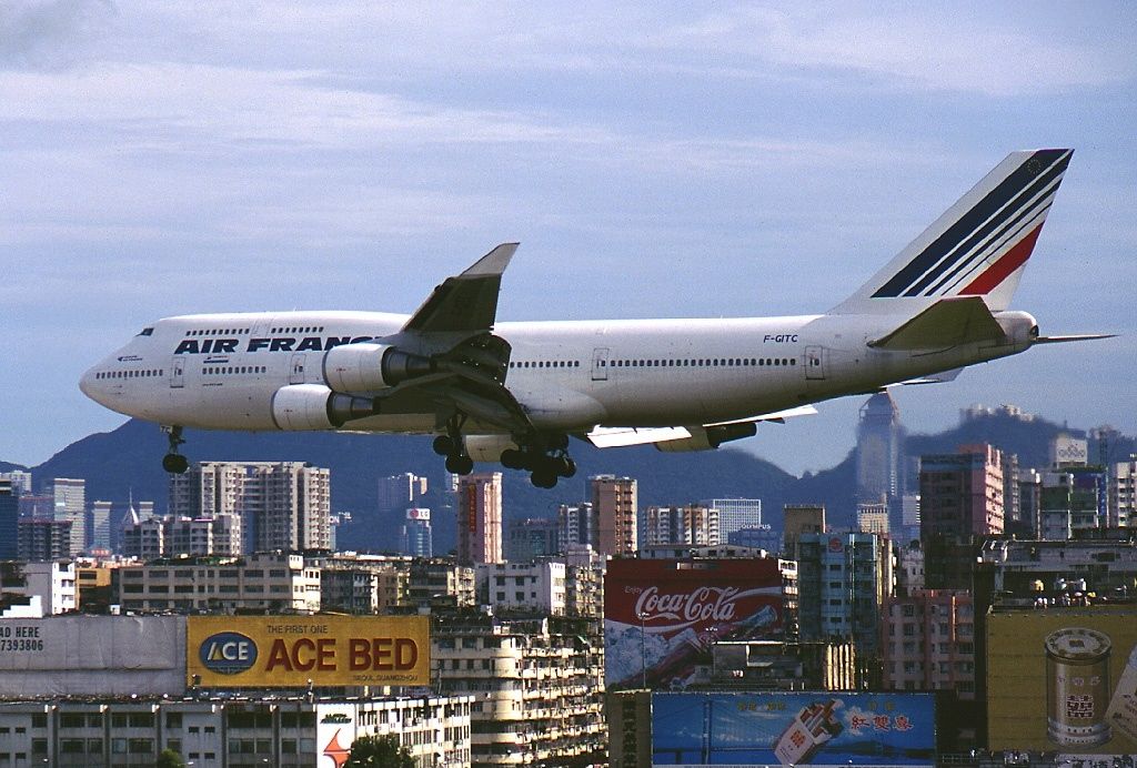 Boeing_747-428,_Air_France_AN0278440