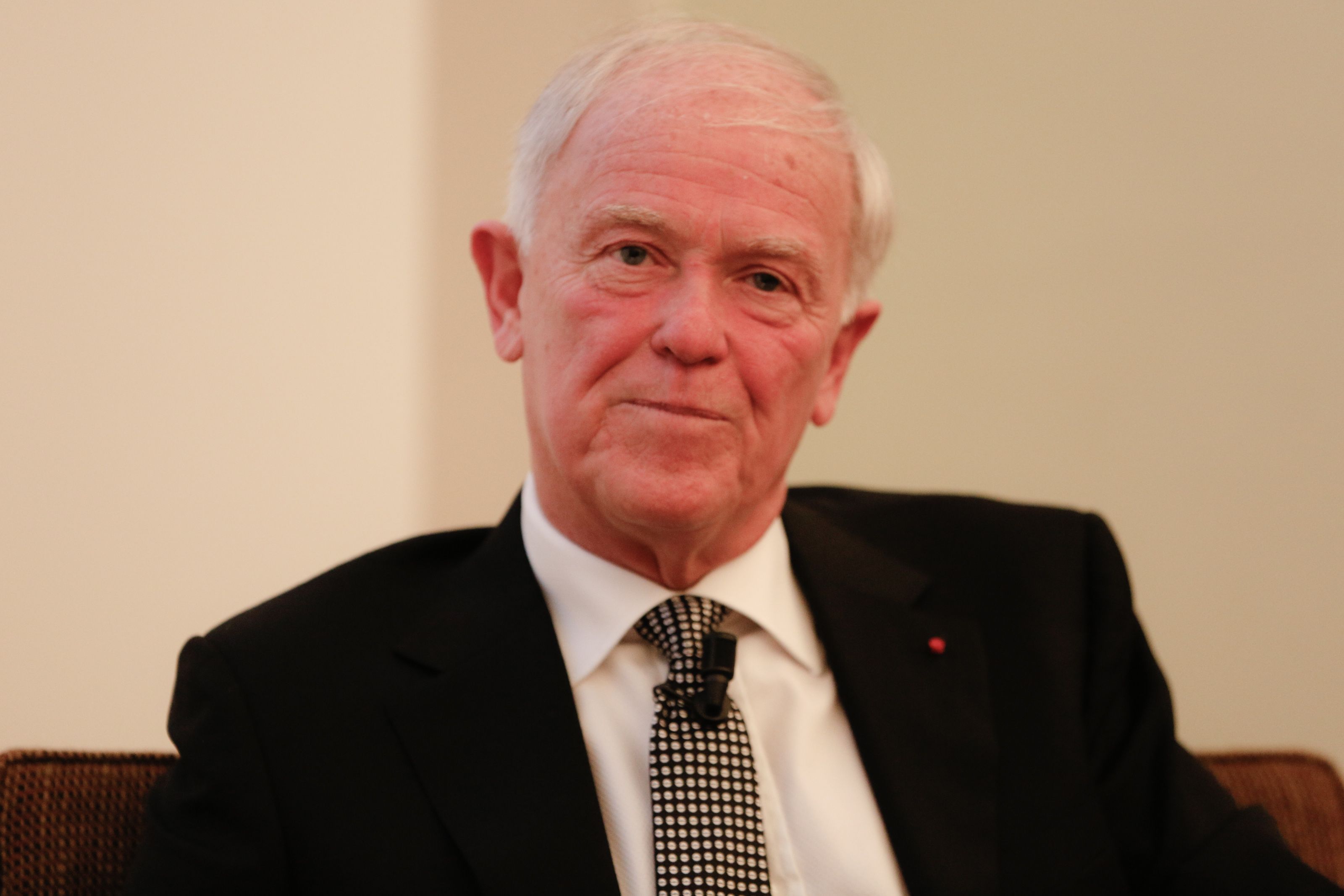 https://www.gettyimages.com.au/detail/news-photo/president-of-emirates-airline-sir-tim-clark-attends-a-panel-news-photo/465222452?adppopup=true