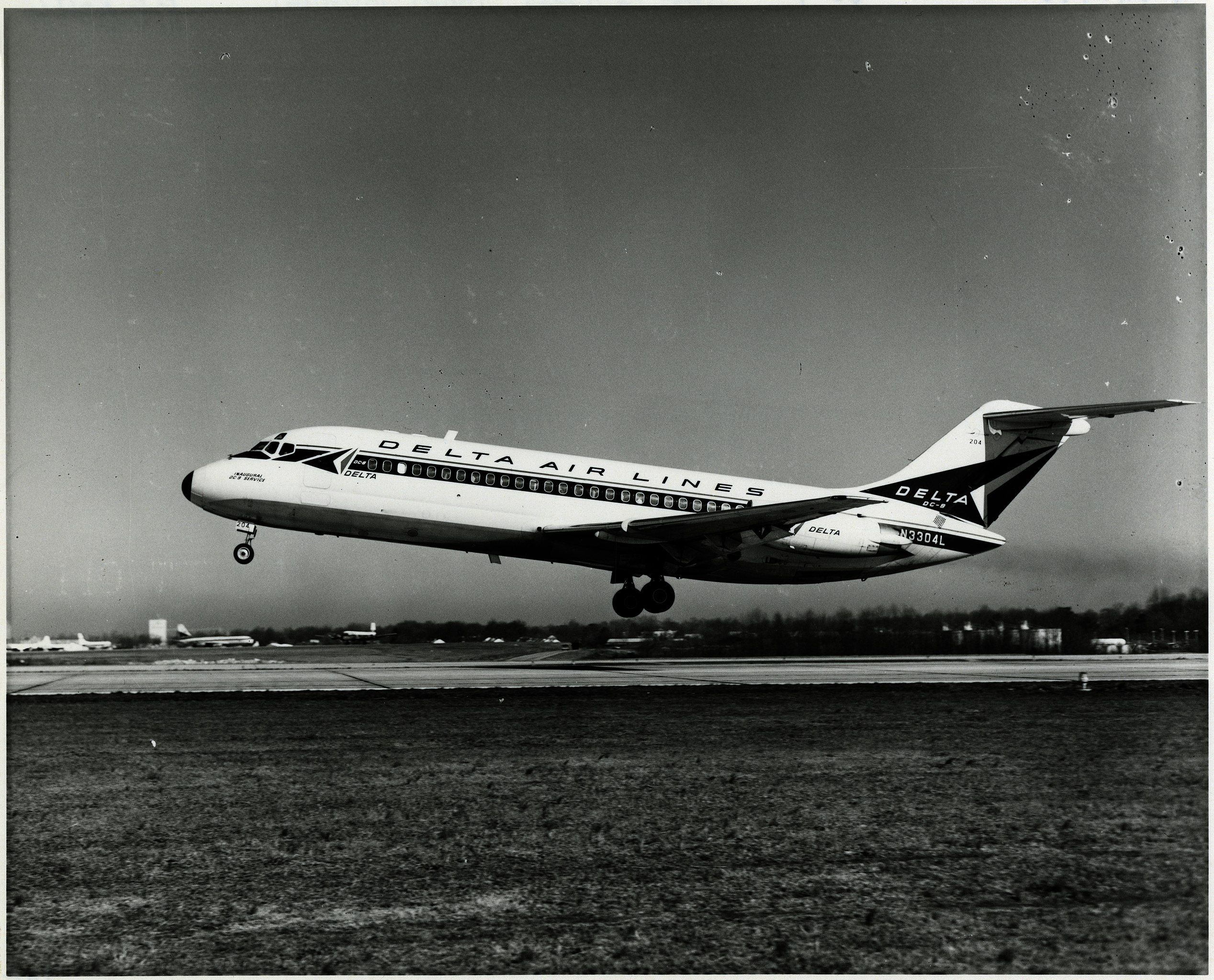 Delta Douglas DC-9