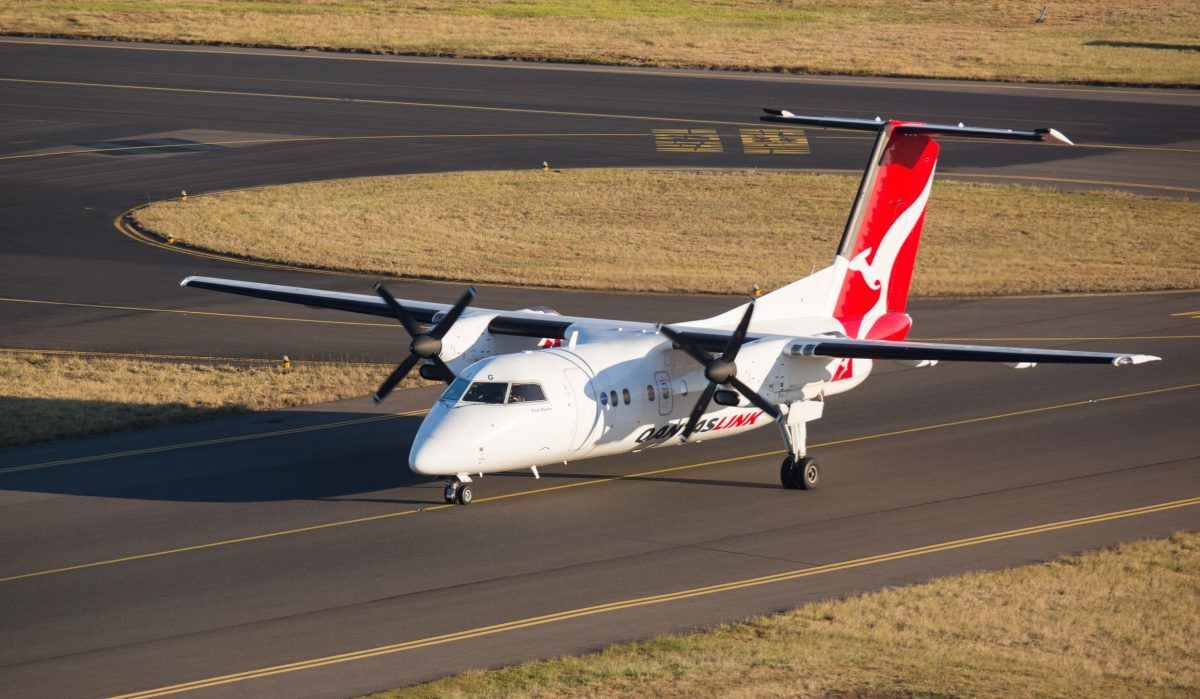 QantasLink Dash 8-300 Turboprop