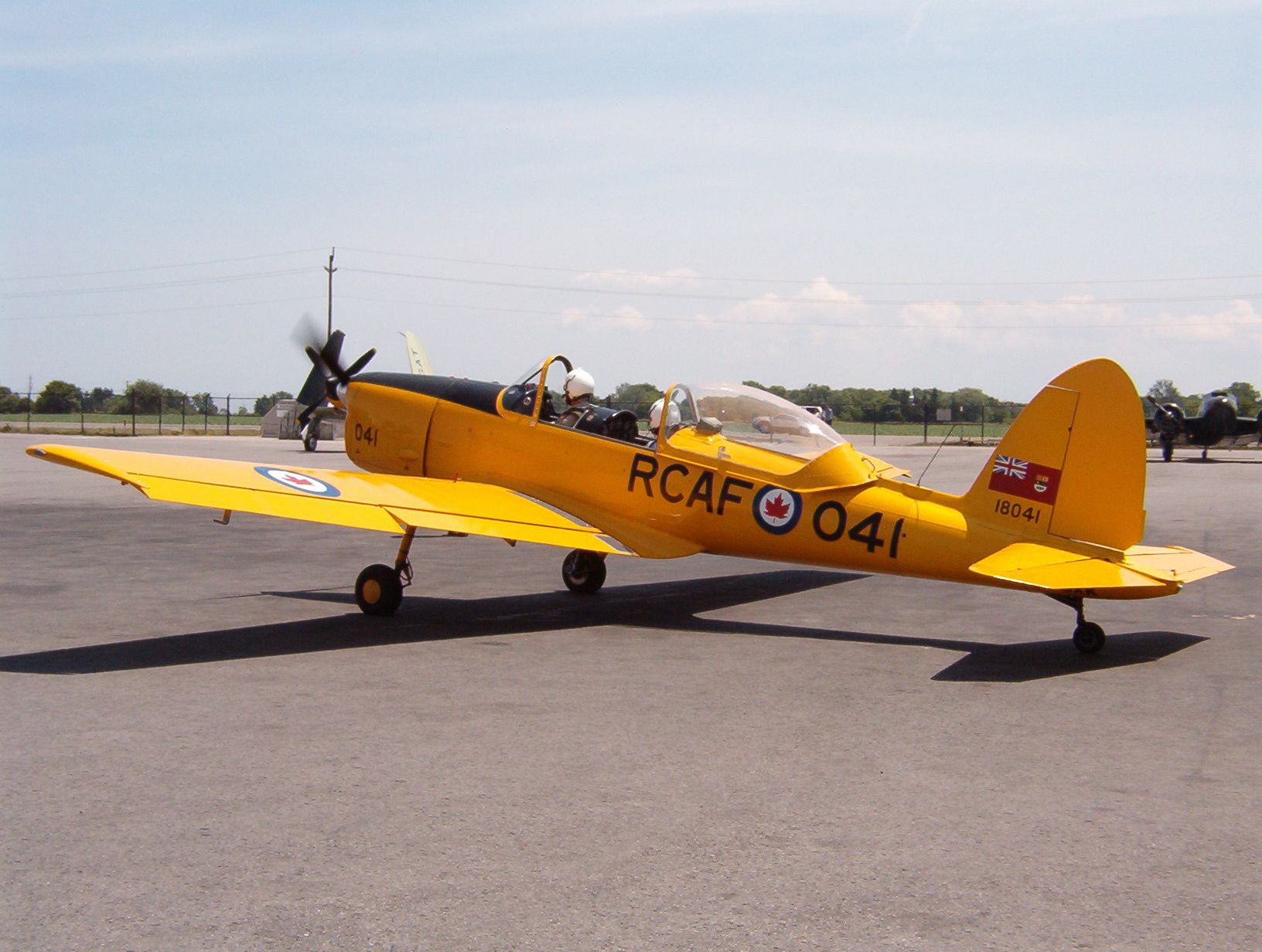 RCAF_Chipmunk_18041