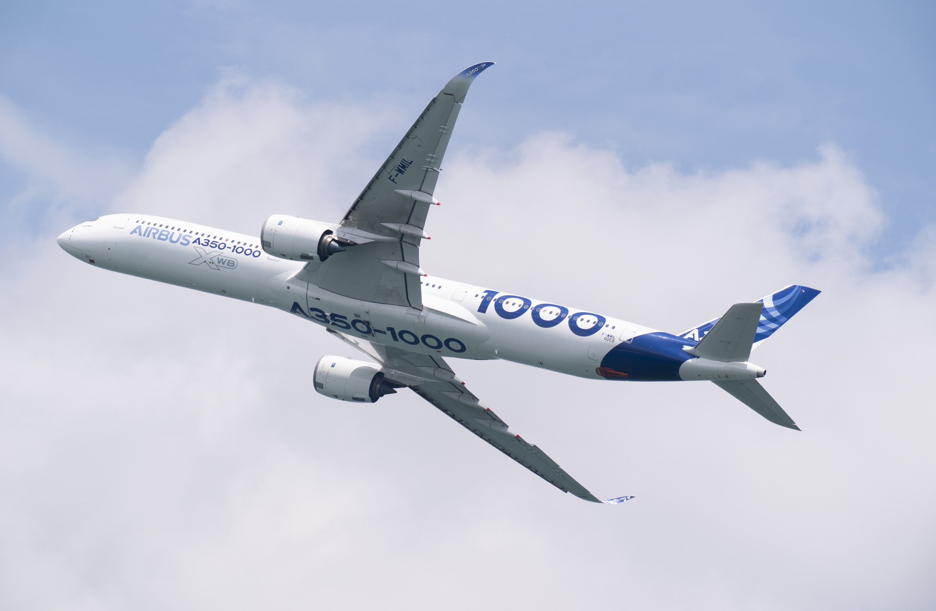 Singapore Airshow 2022 - A350-1000-flying display