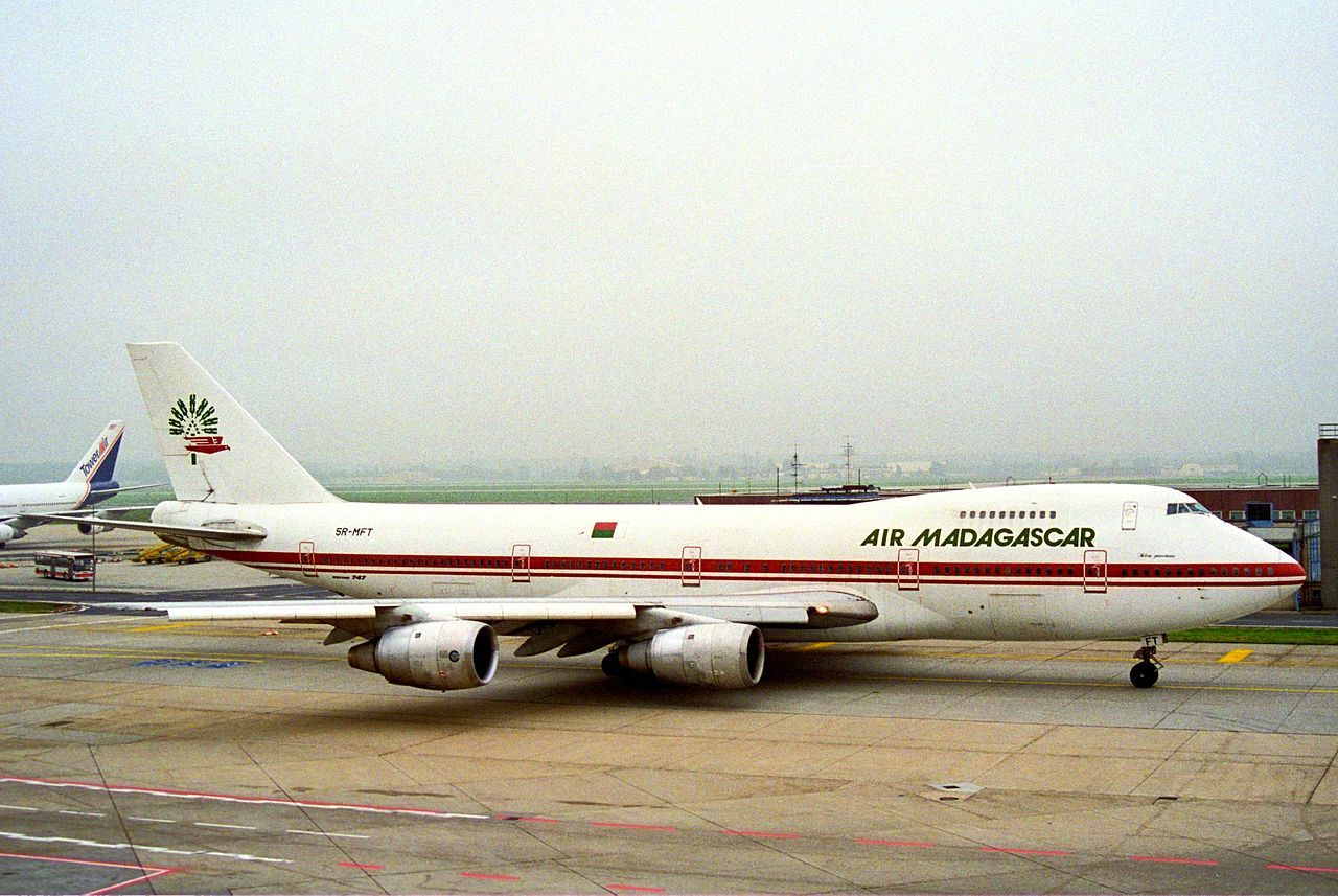 1280px-Air_Madagascar_Boeing_747-2B2B;_5R-MFT@FRA;11.10.1995_(4790168642)