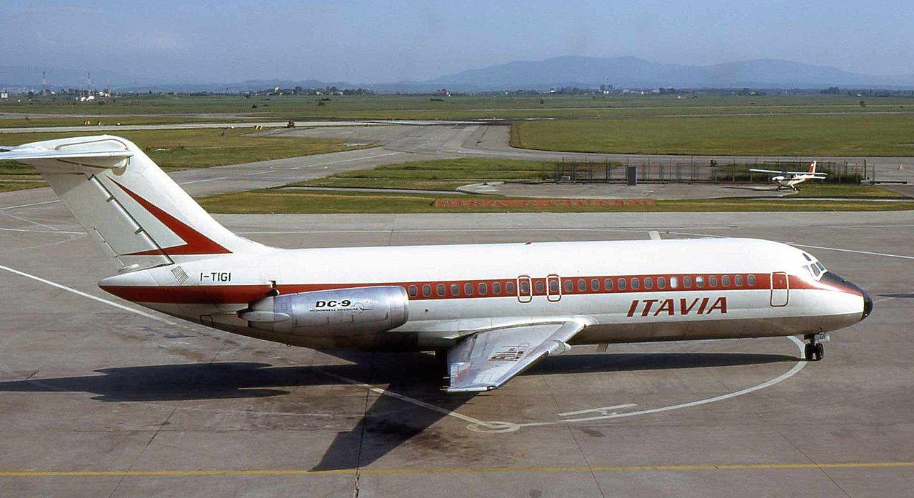 1280px-Itavia_DC-9_I-TIGI