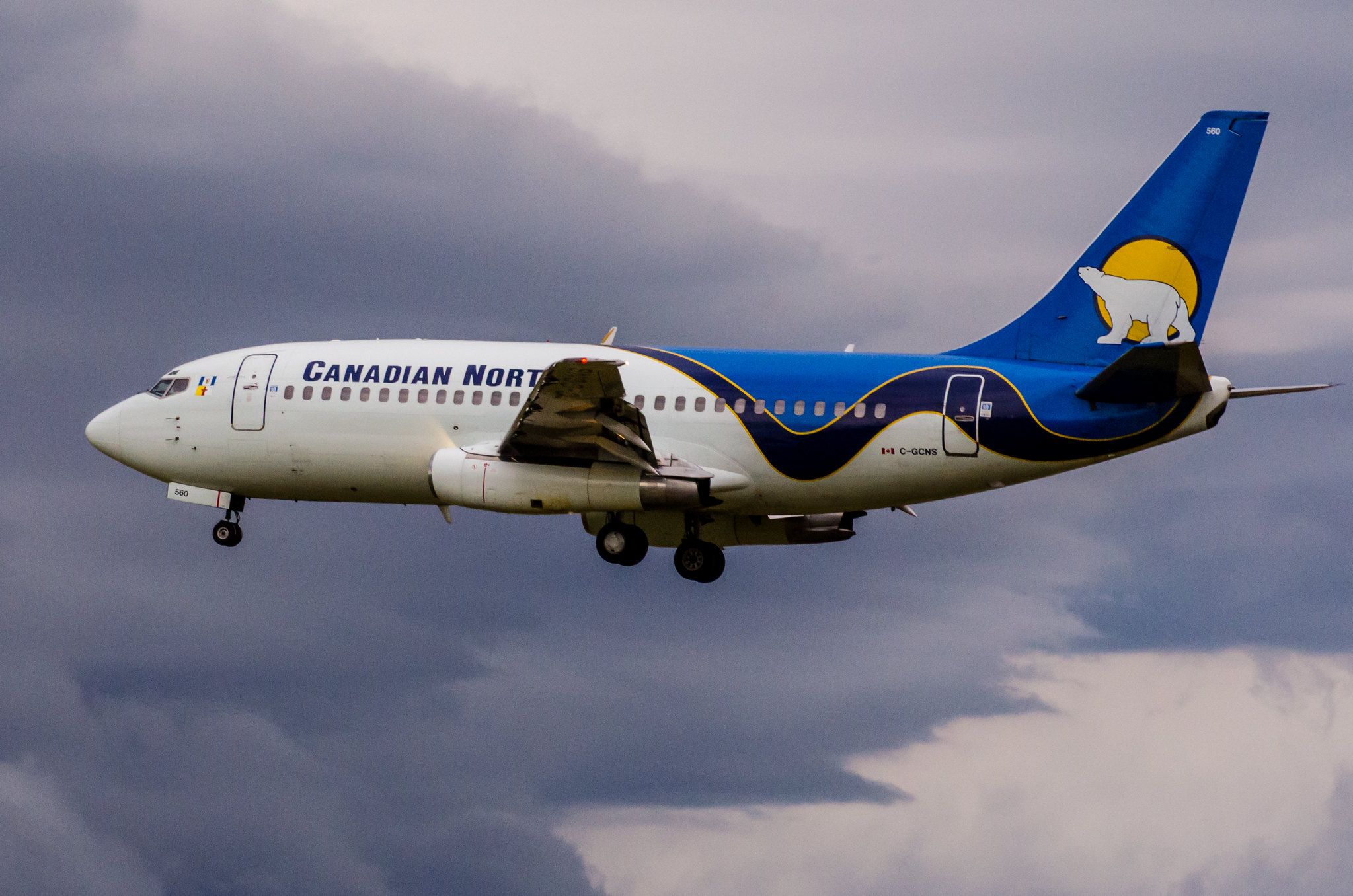 C-GULU, ATR 42-320, Canadian North, Brian Tattuinee