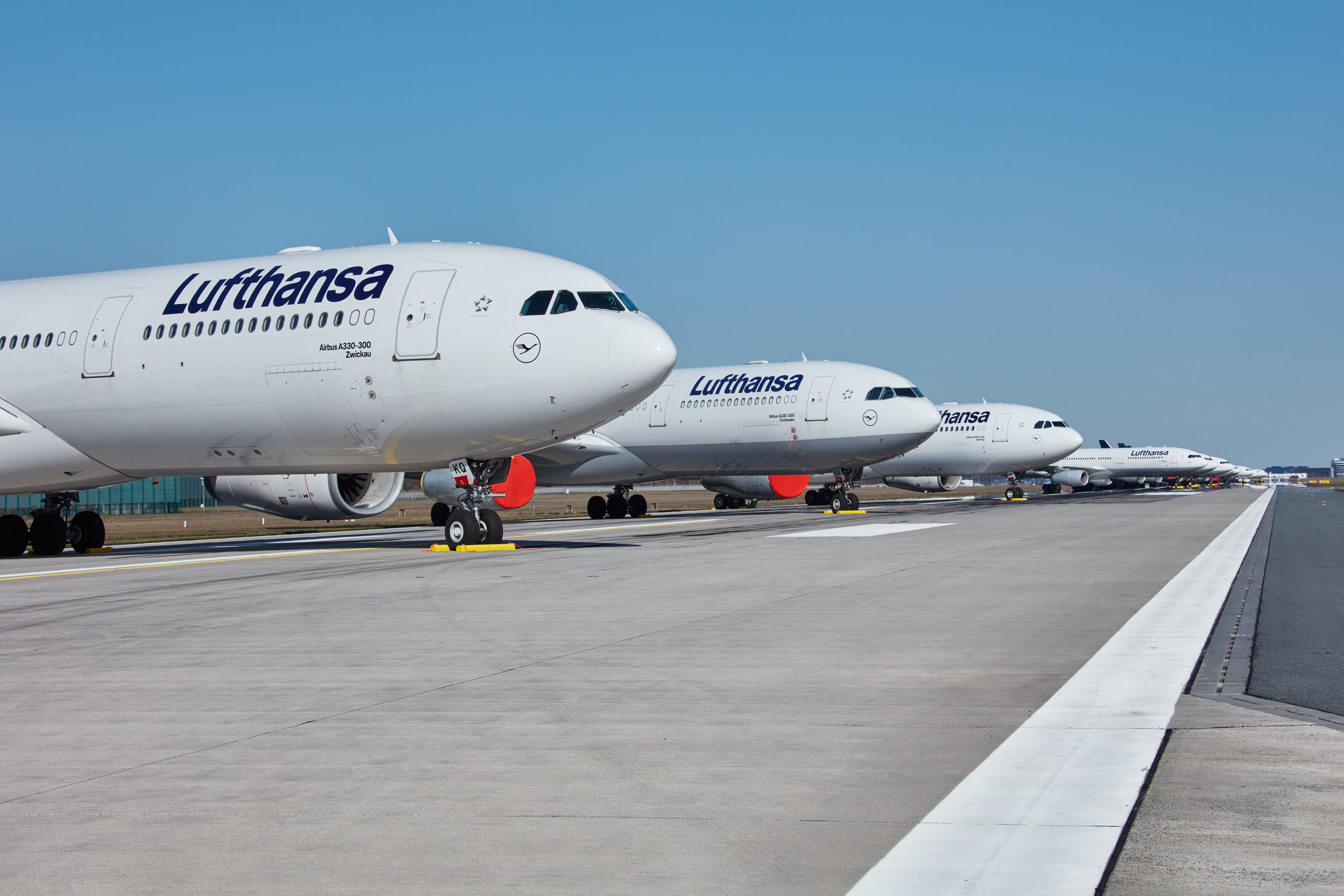 Lufthansa Fleet Lined Up