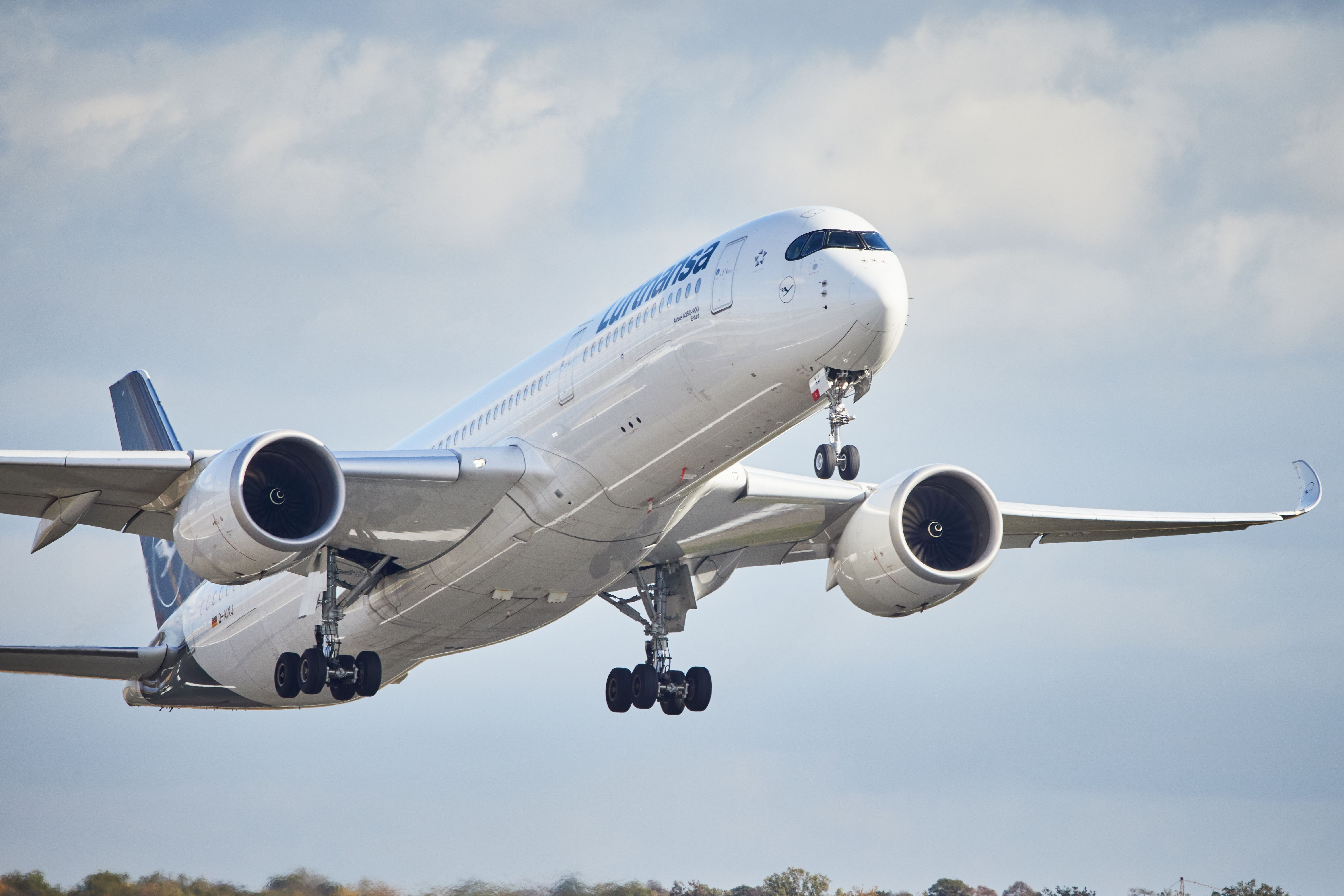 Lufthansa Airbus A350