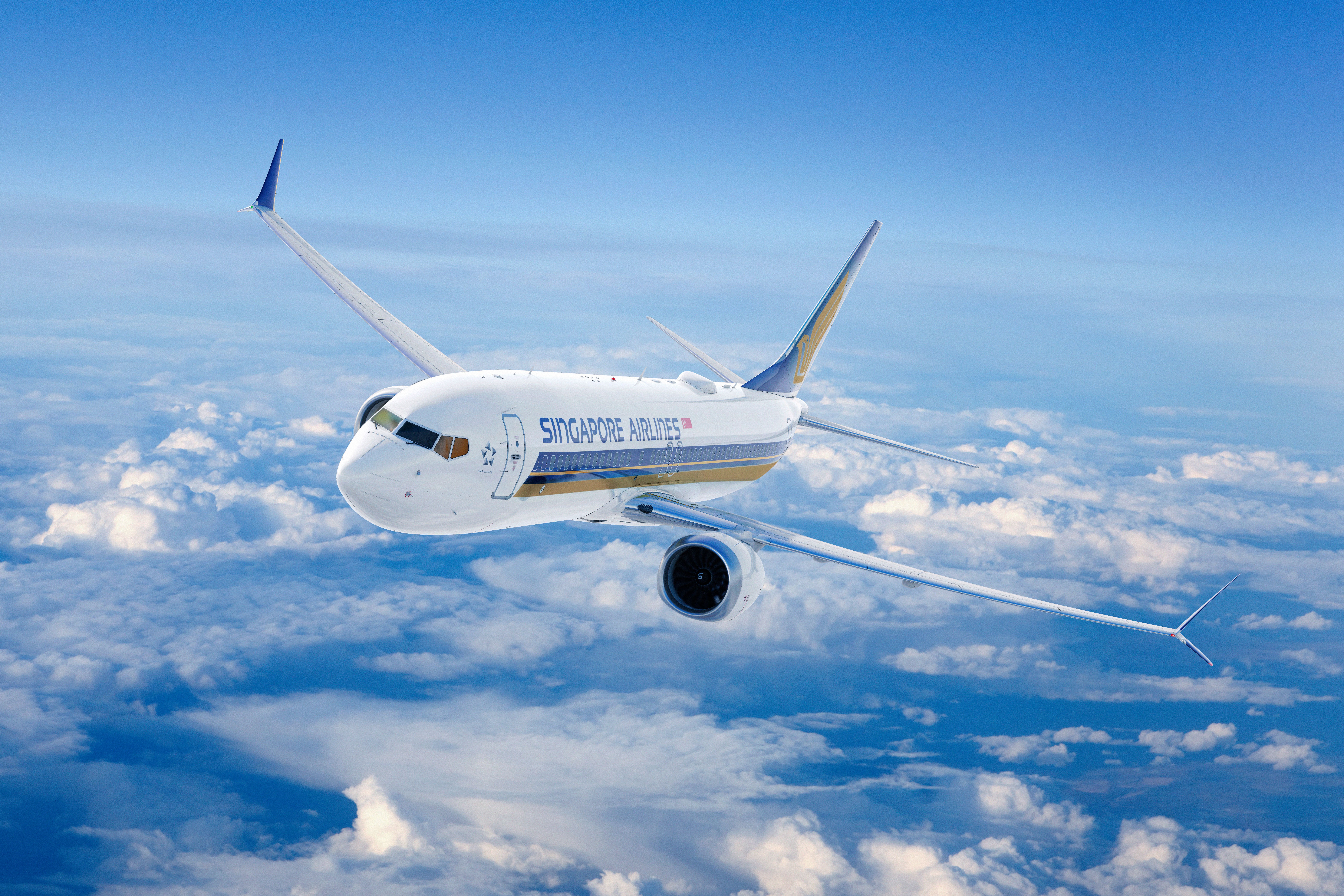 Singapore Airlines Boeing 737 MAX 8 in flight