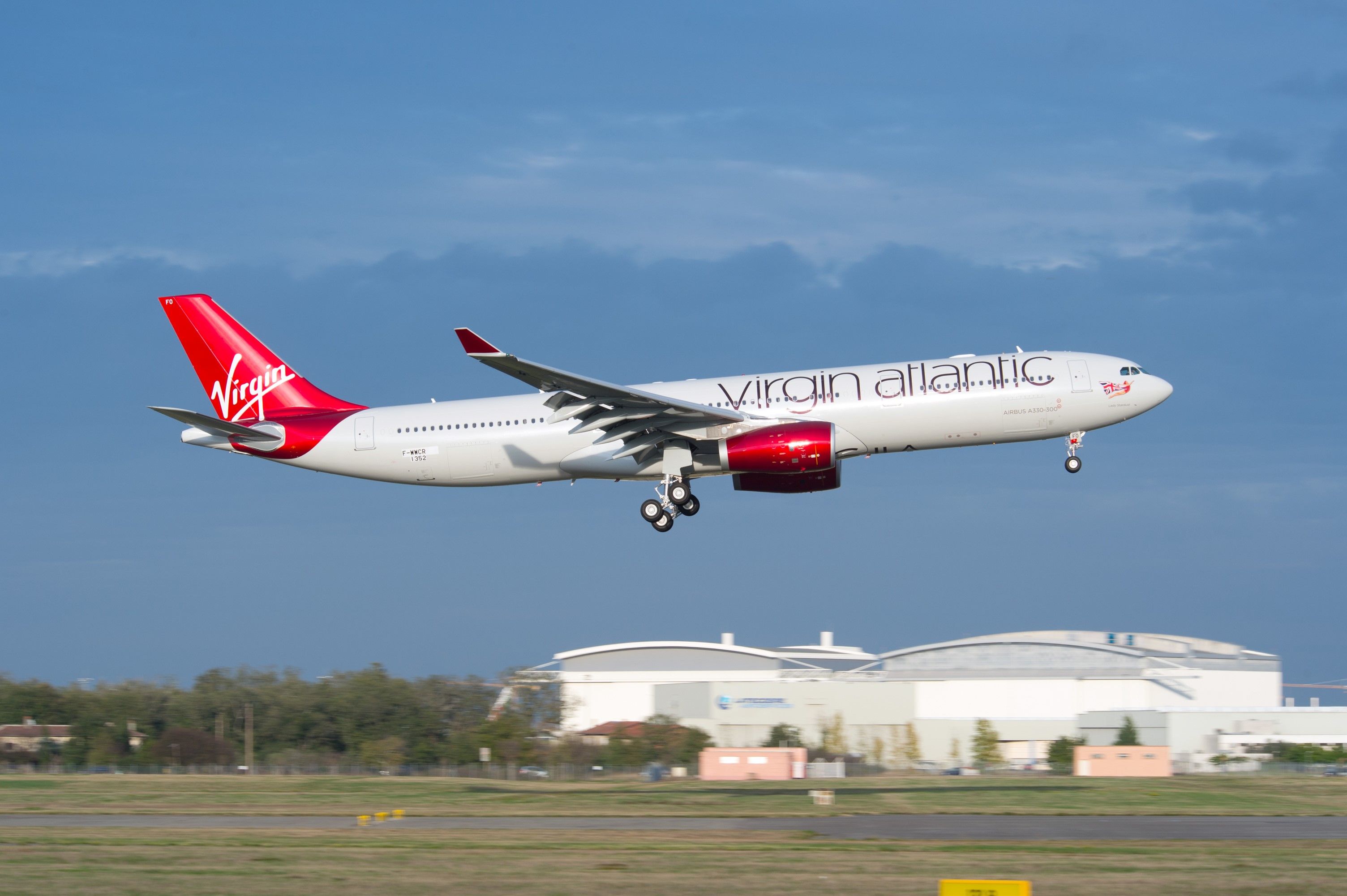 A330-300 Virgin Atlantic MSN1352 landing