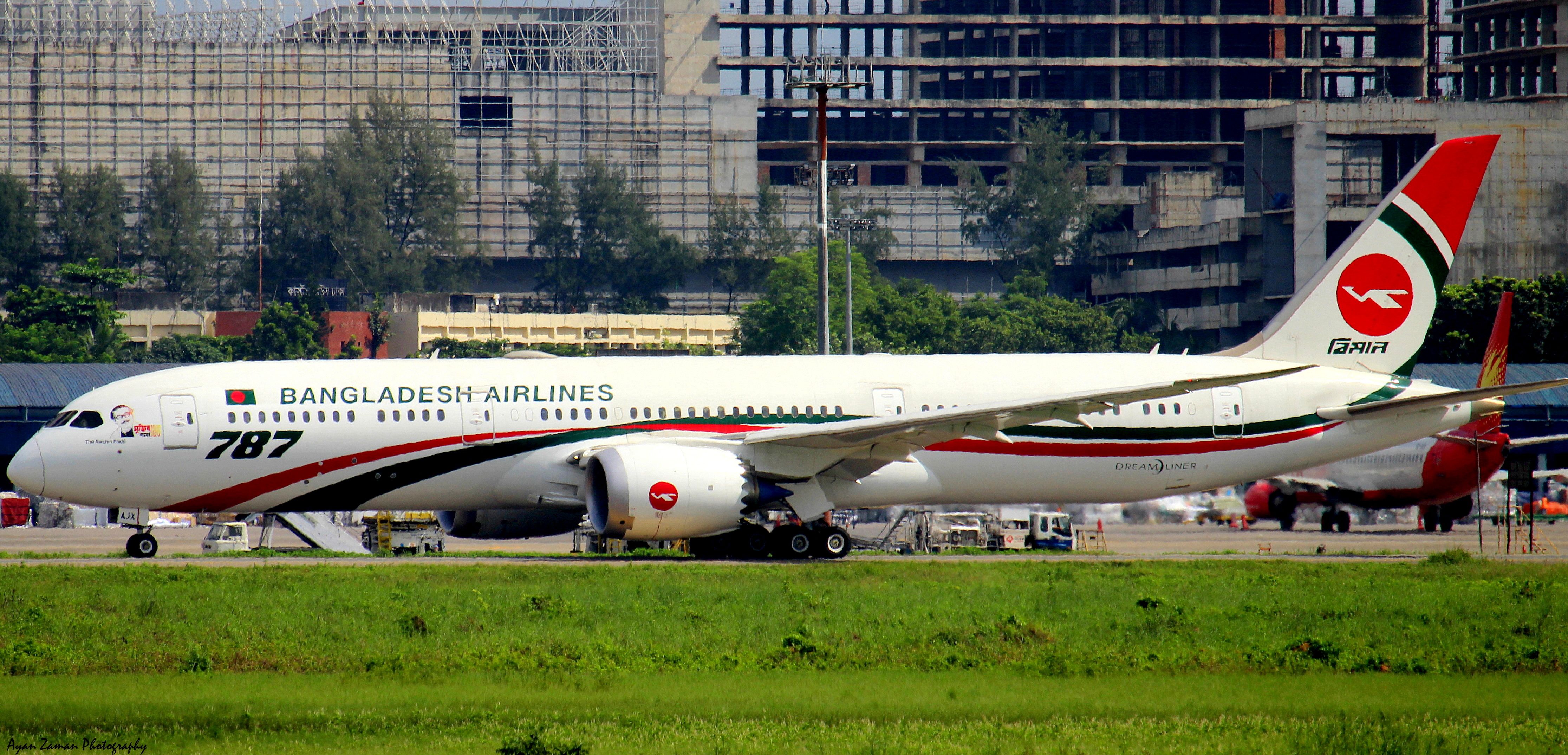 Biman_Bangladesh_Airlines_Boeing_787-9