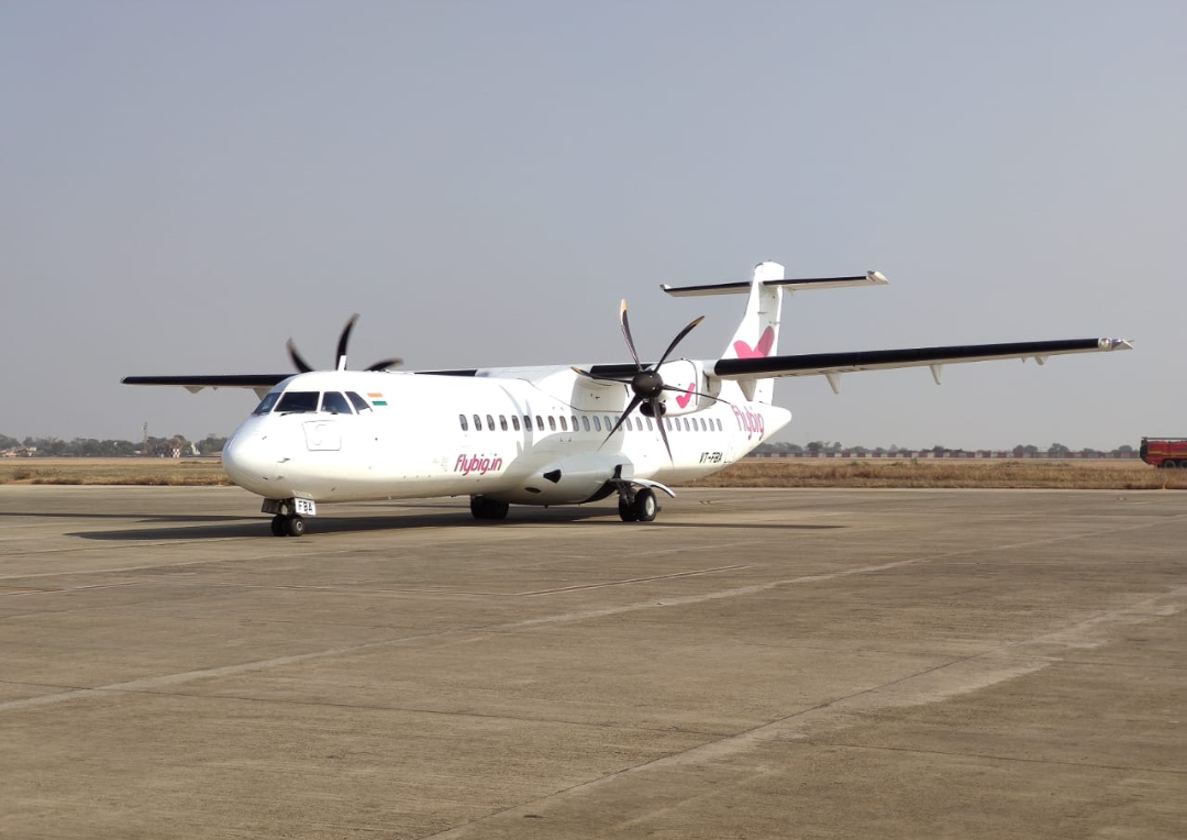 FlyBig_Aircraft_landed_at_Raipur_Airport_dec_2020