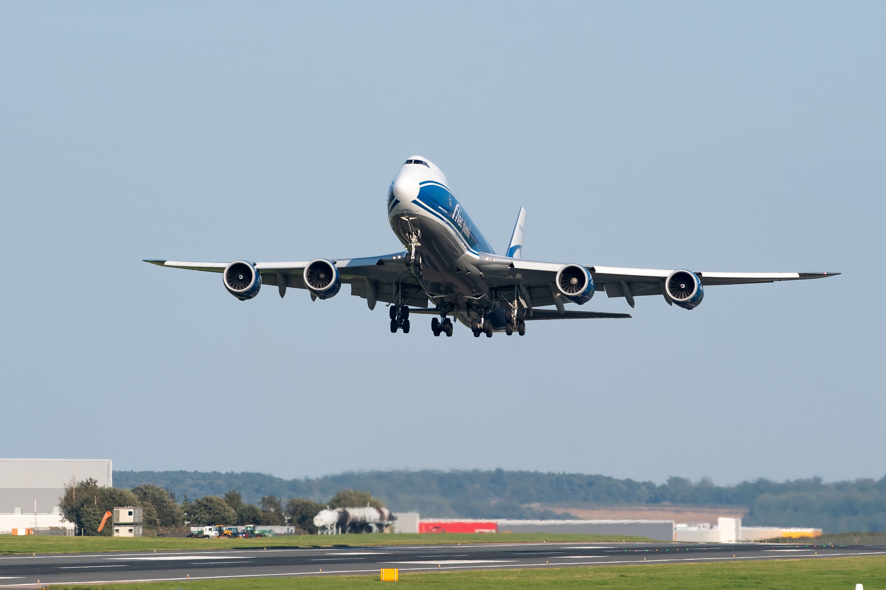 GettyImages-1228962945 AirBridgeCargo Volga-Dnepr Boeing B747